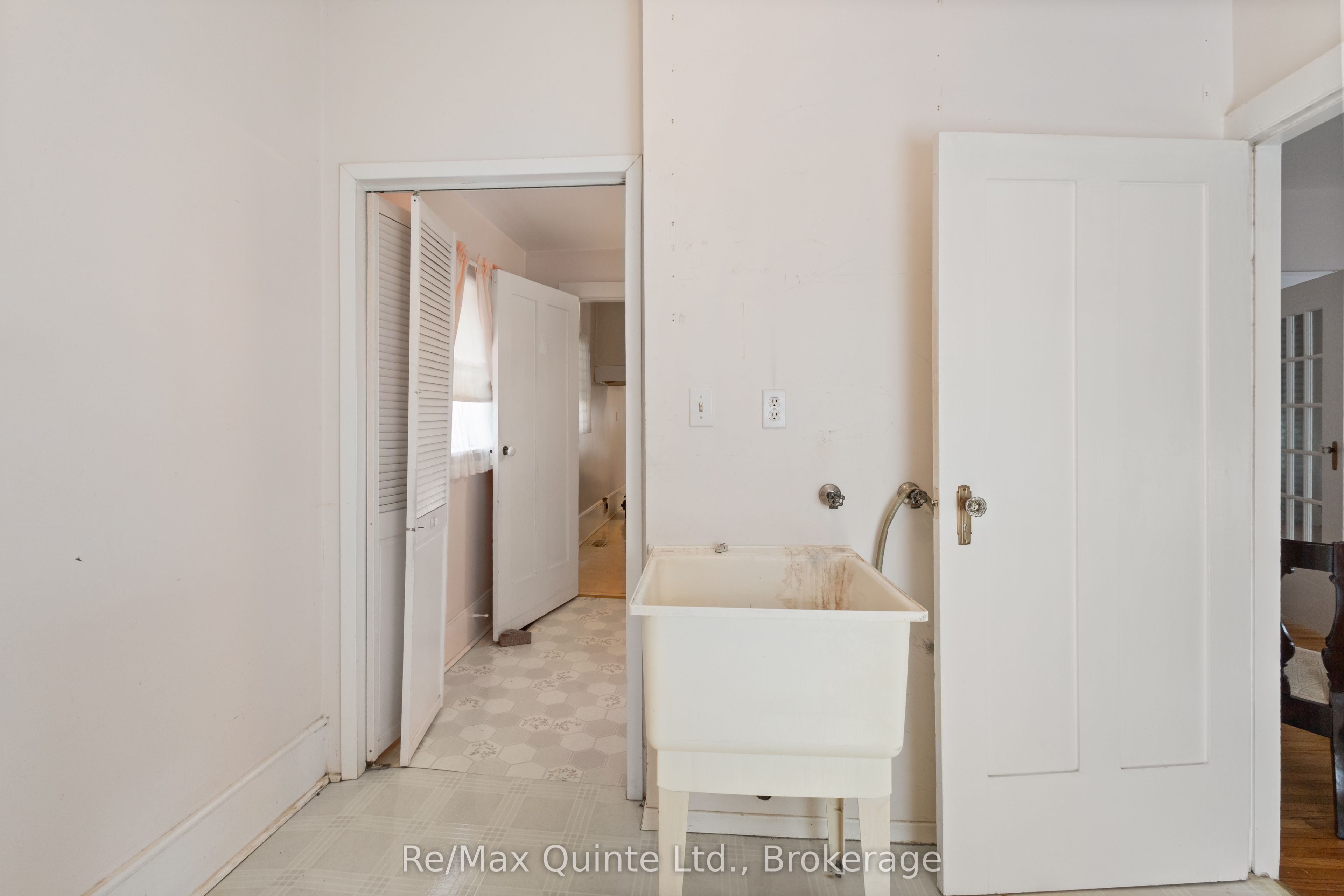 15064 Telephone Road Property Photo 26