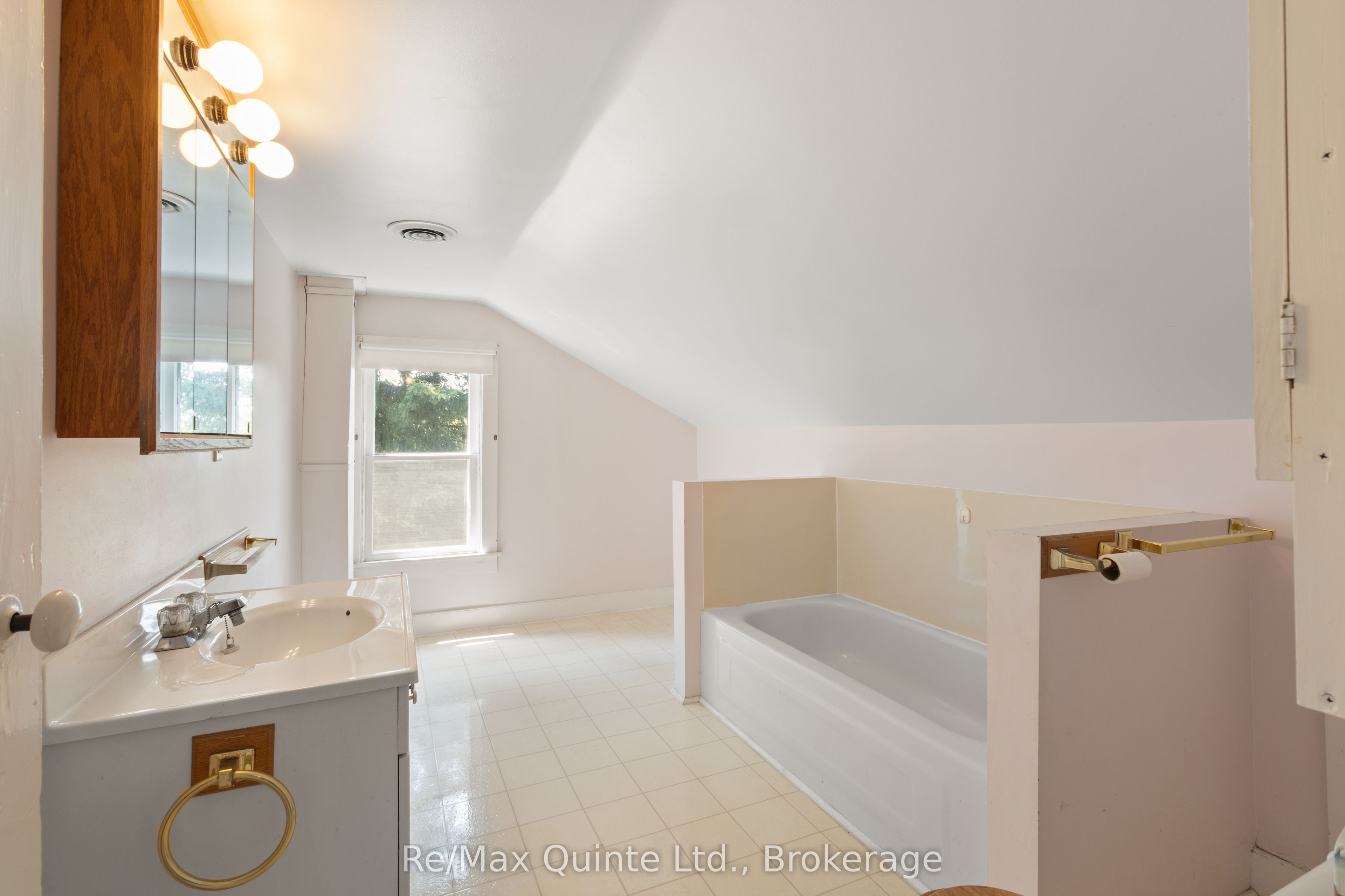 15064 Telephone Road Property Photo 35