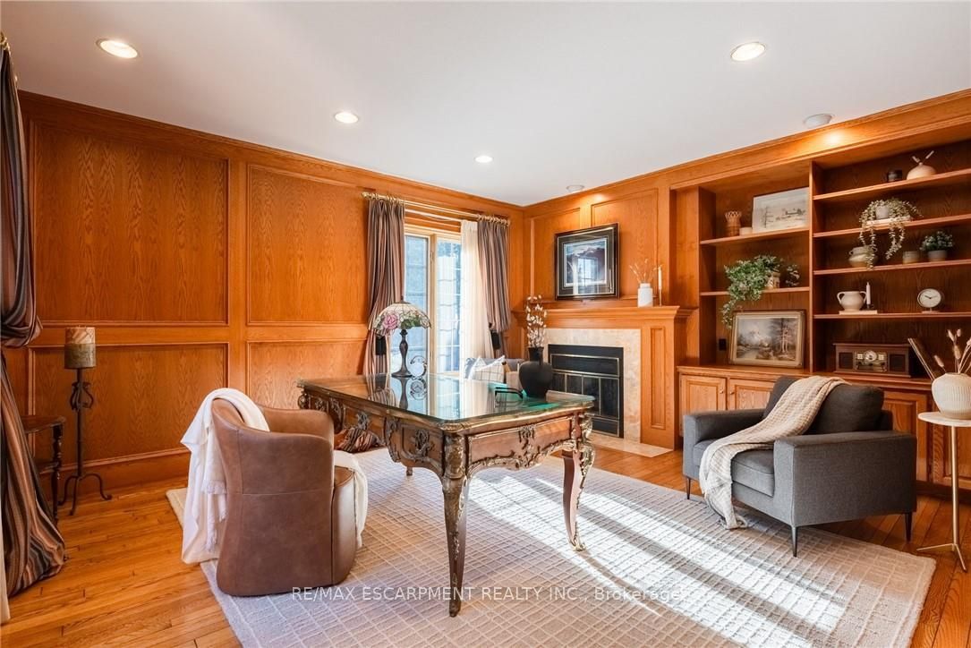 17 Lochside Drive Property Photo 20
