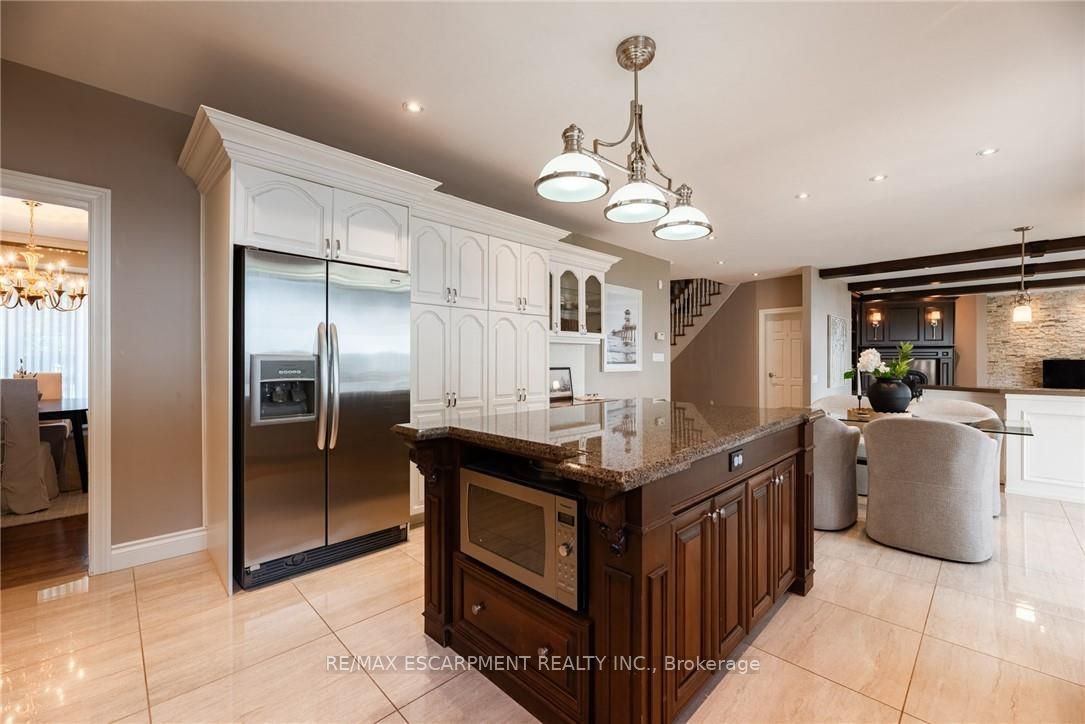 17 Lochside Drive Property Photo 30