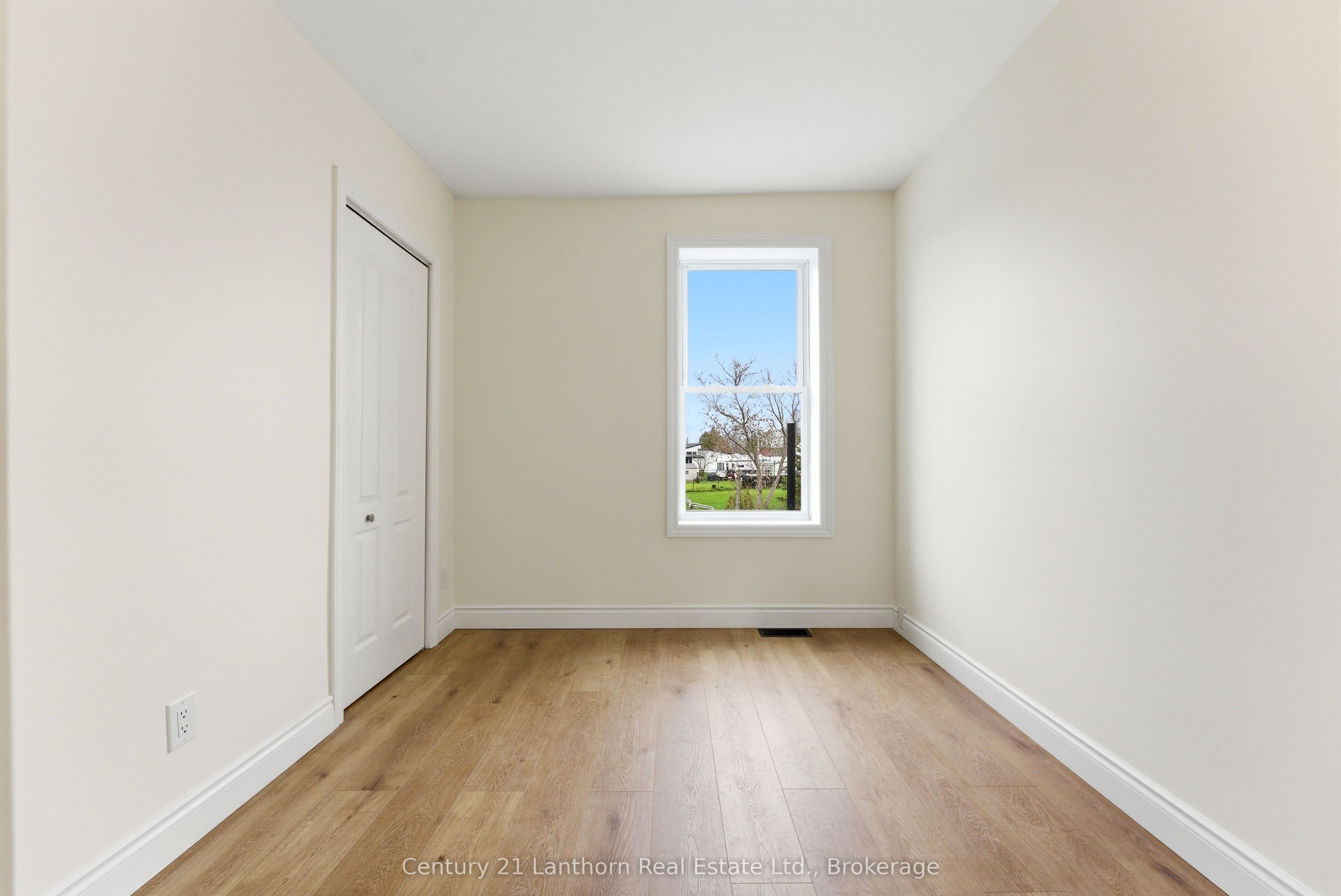16 Store Street Property Photo 21