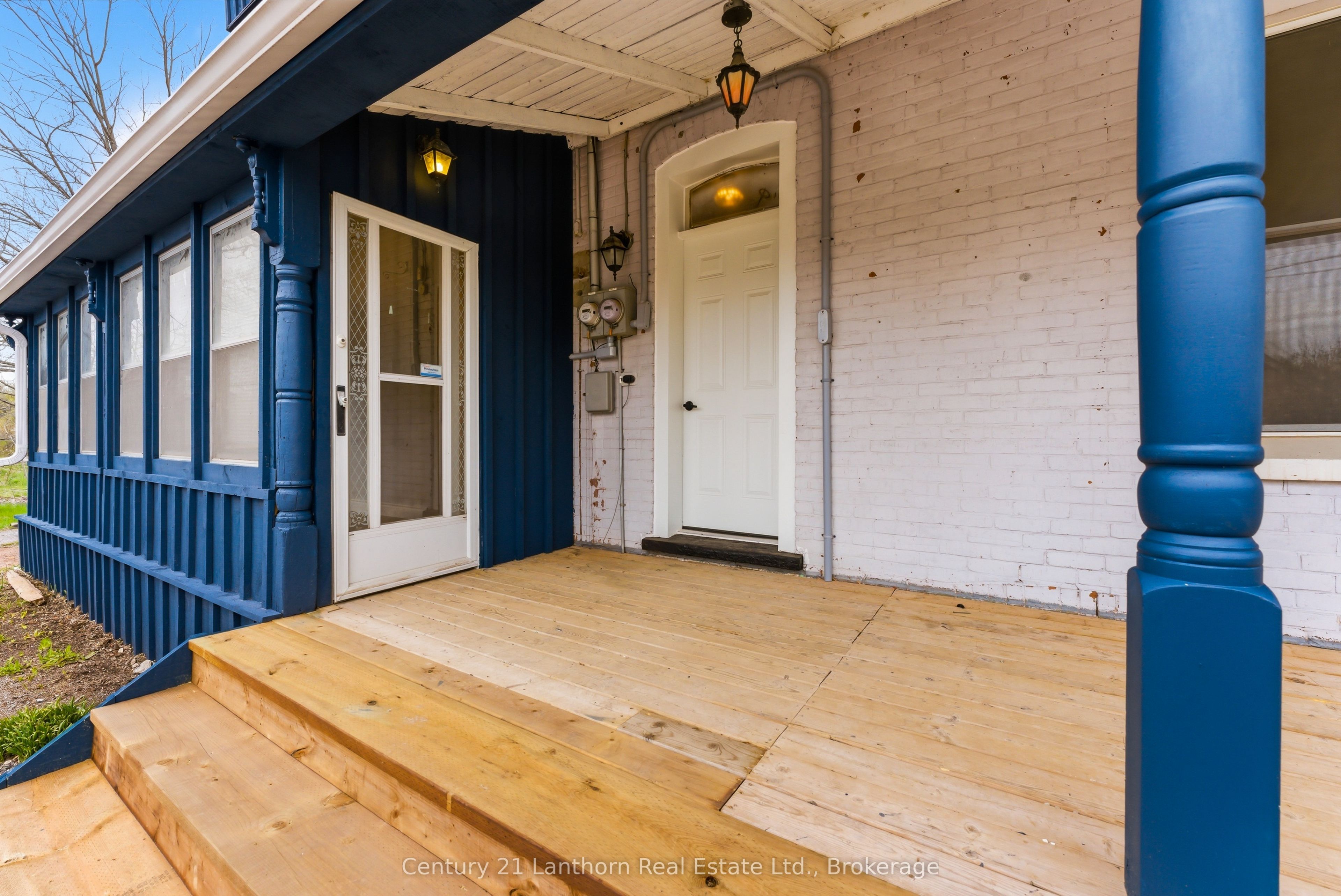 16 Store Street Property Photo 28