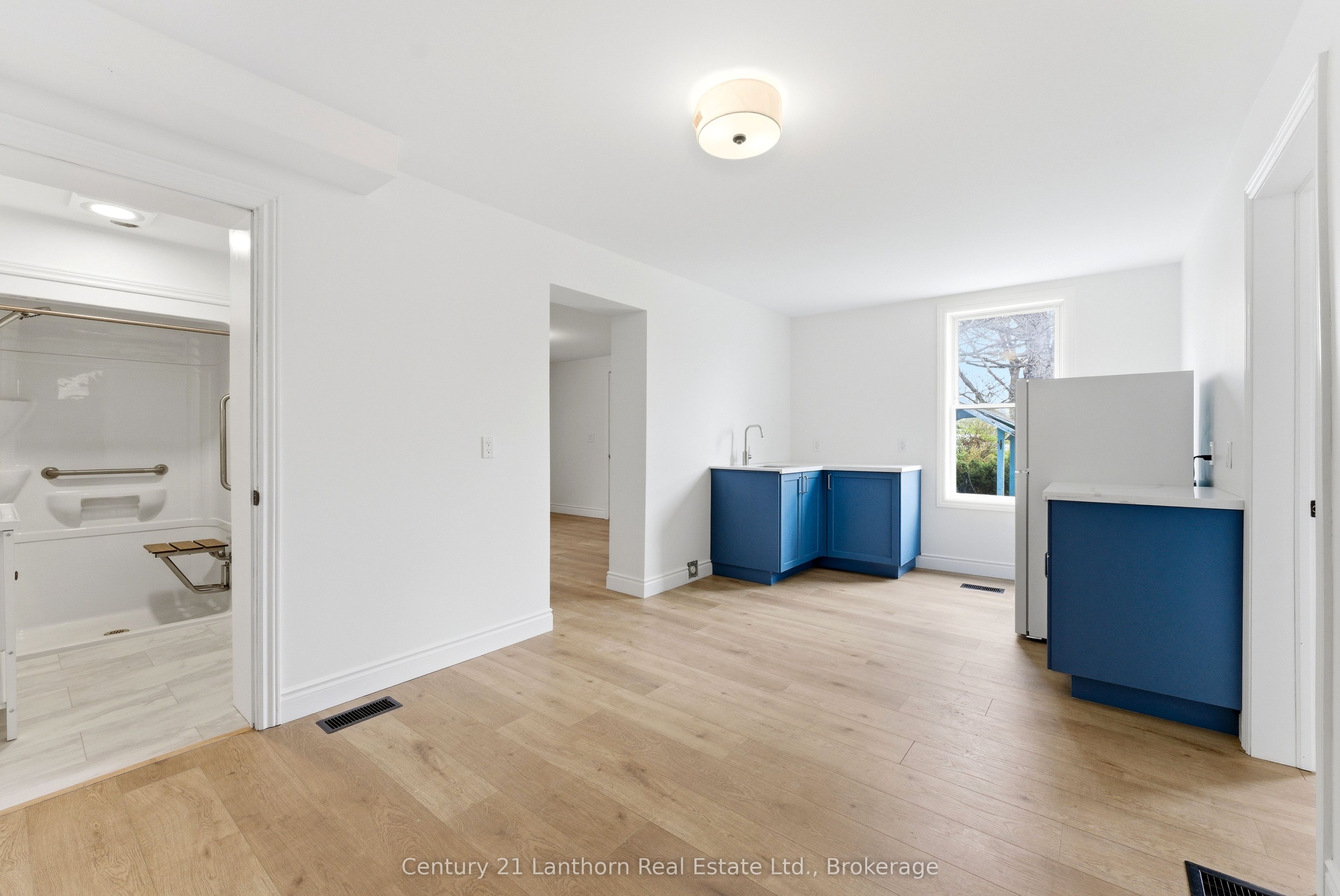 16 Store Street Property Photo 30