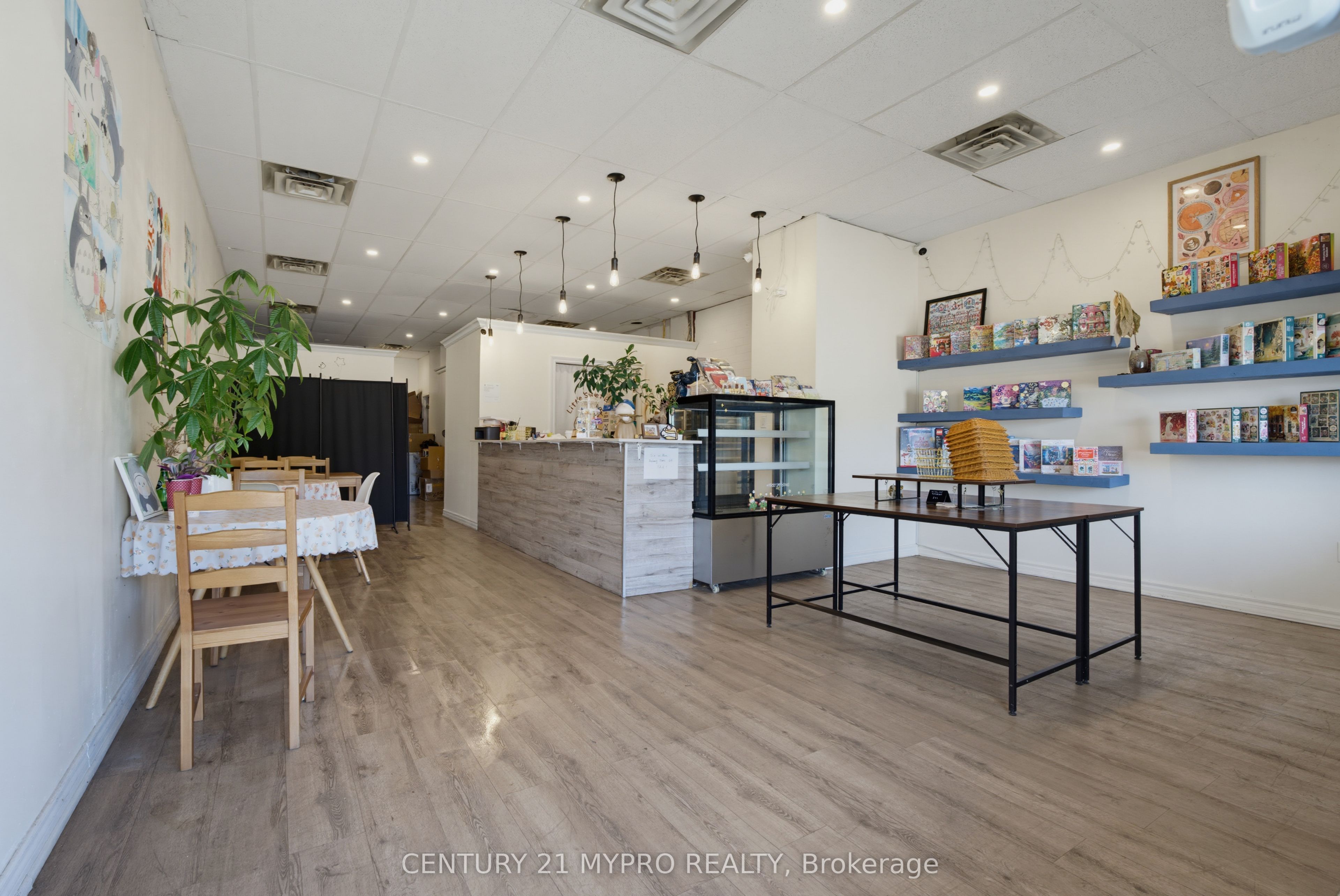 276 Wharncliffe Road N 5 Property Photo 4