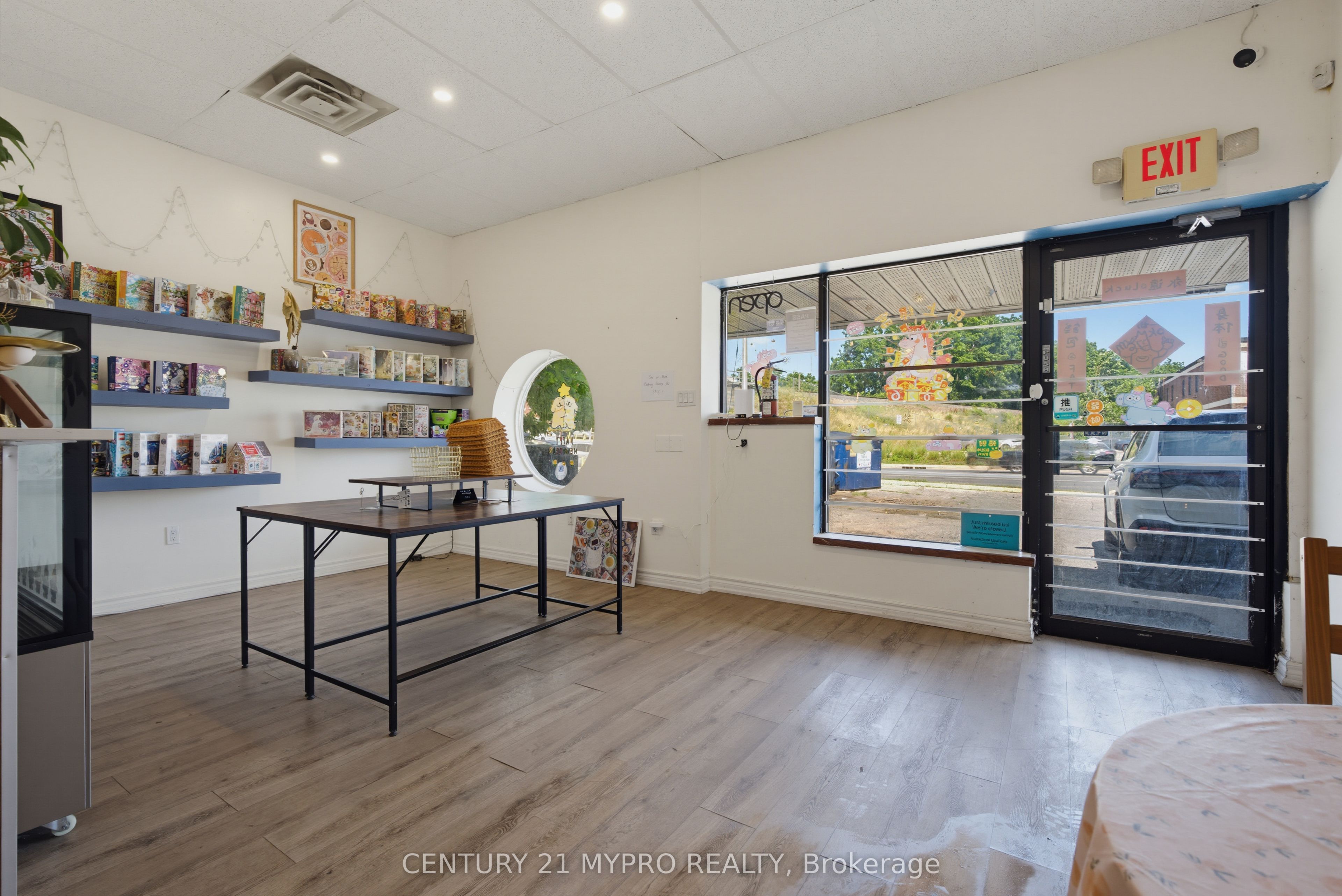 276 Wharncliffe Road N 5 Property Photo 5