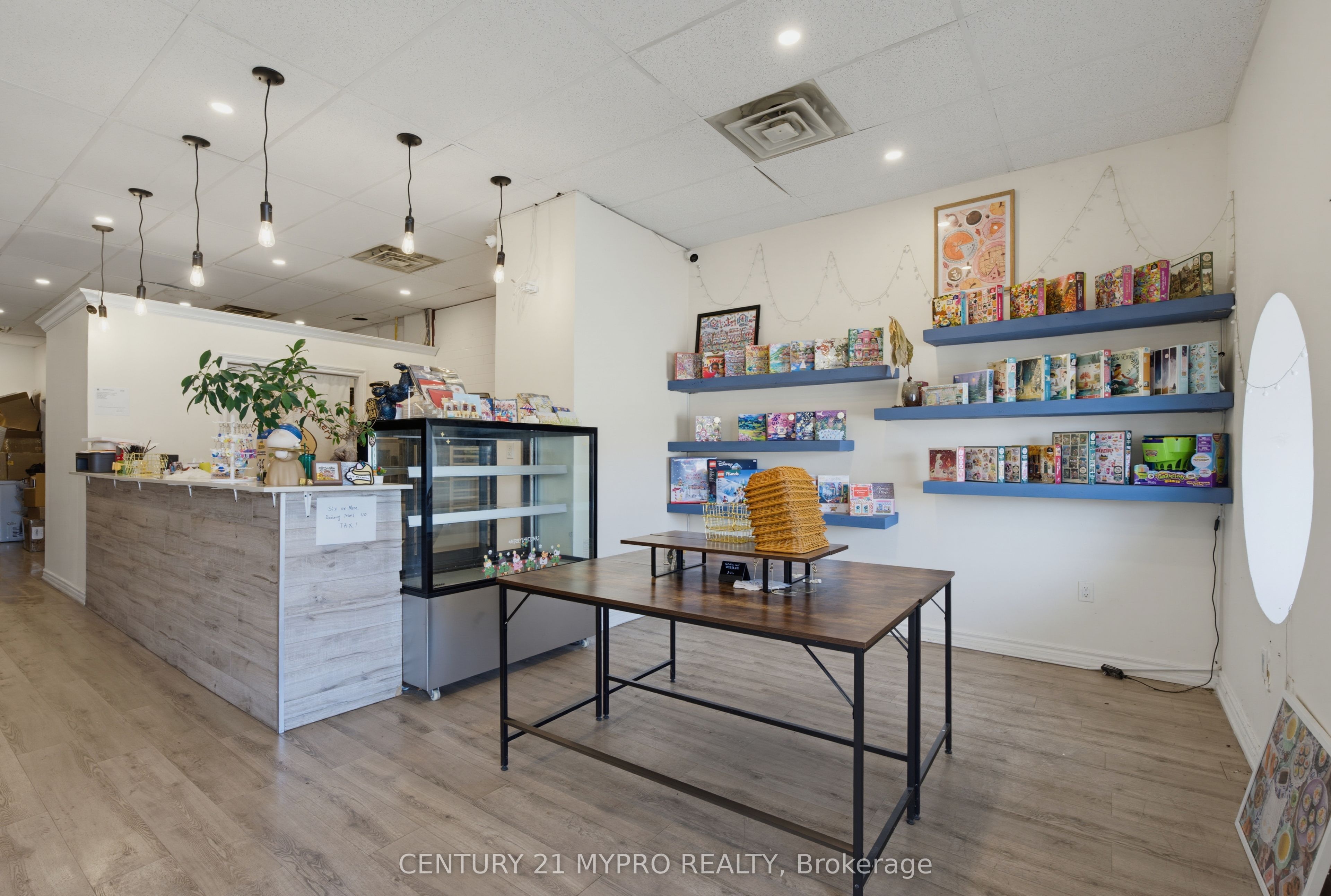 276 Wharncliffe Road N 5 Property Photo 7