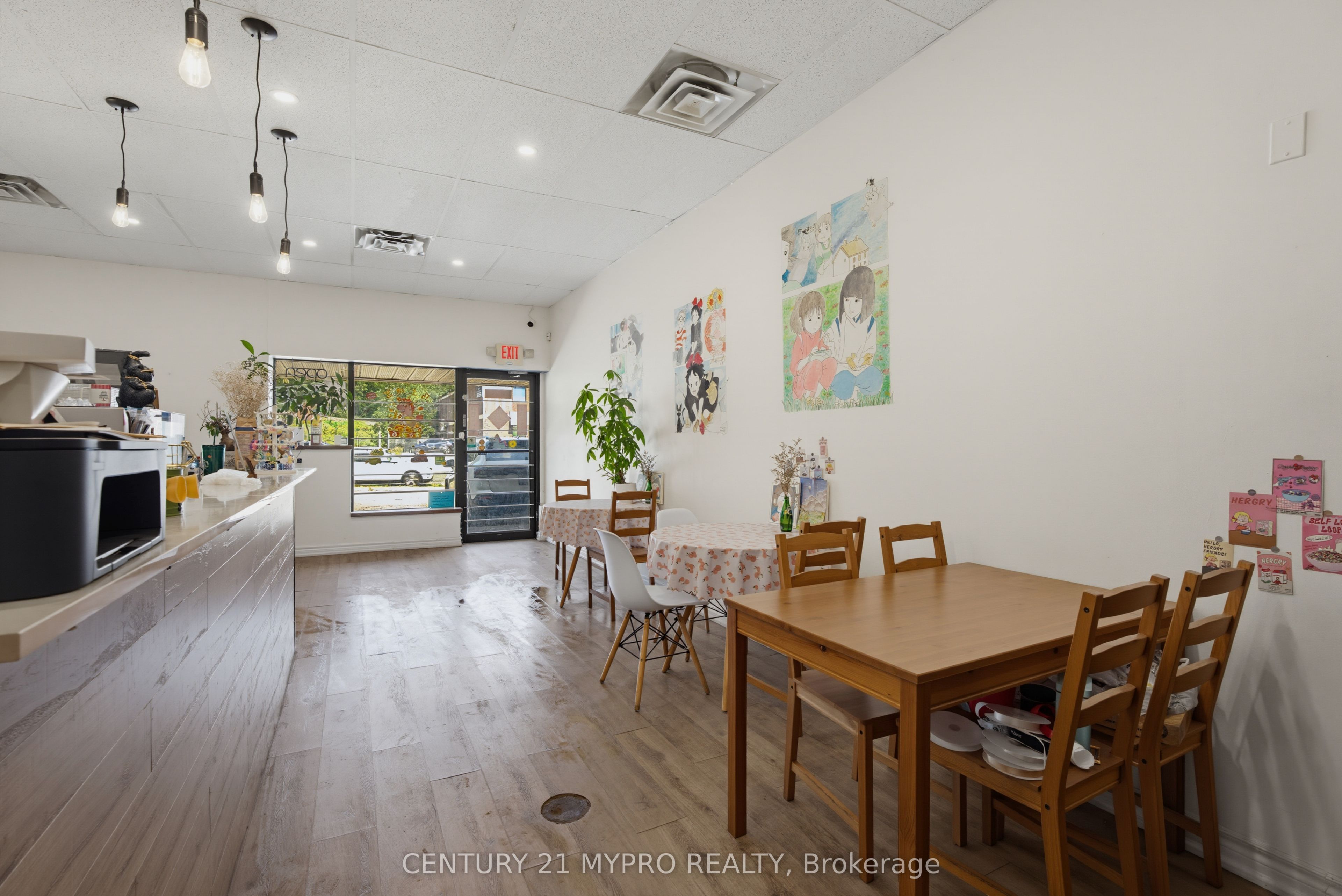 276 Wharncliffe Road N 5 Property Photo 9