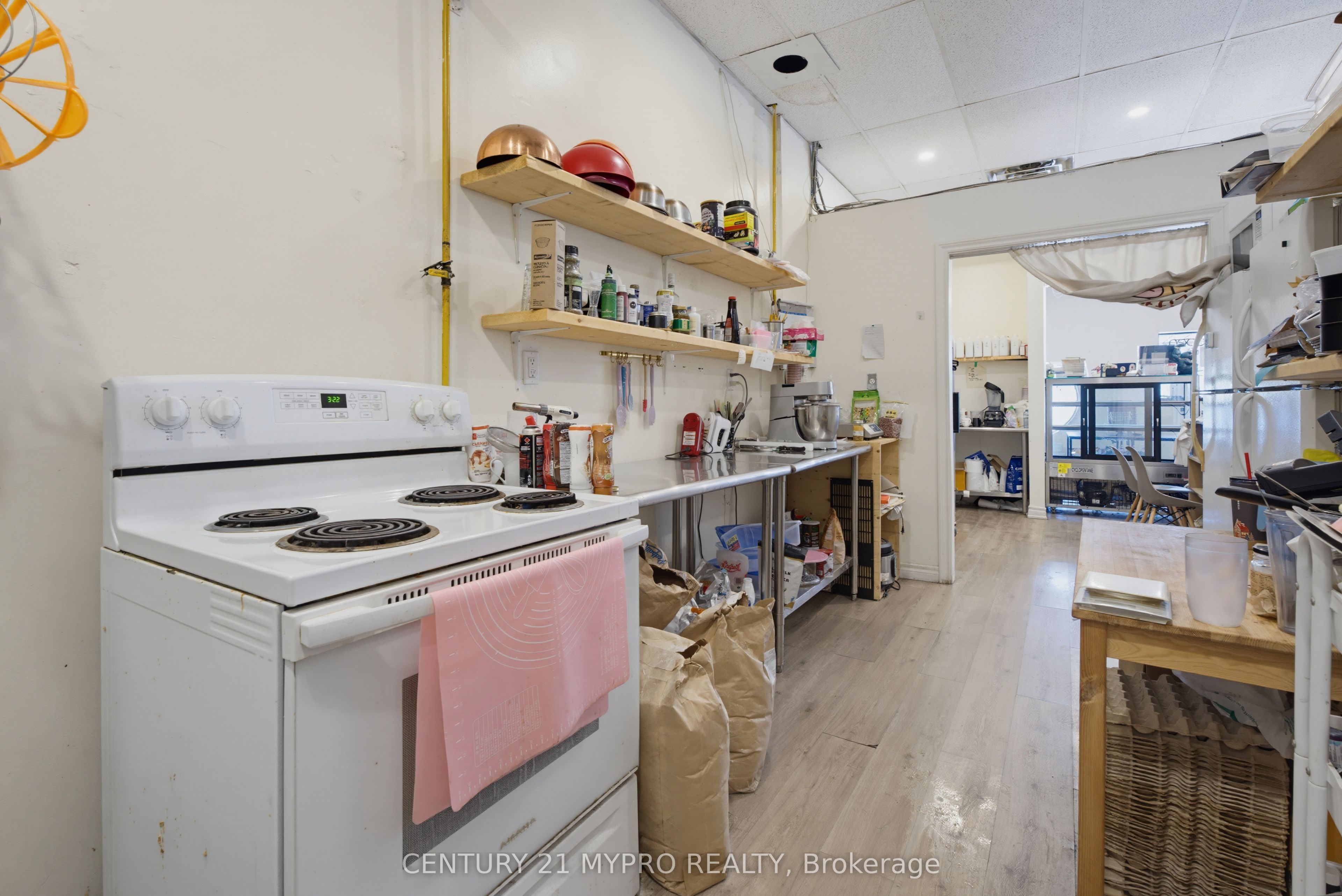 276 Wharncliffe Road N 5 Property Photo 14