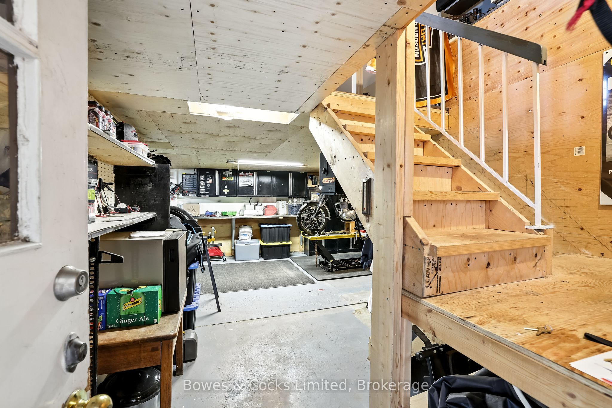 433 Manorhill Avenue Property Photo 35