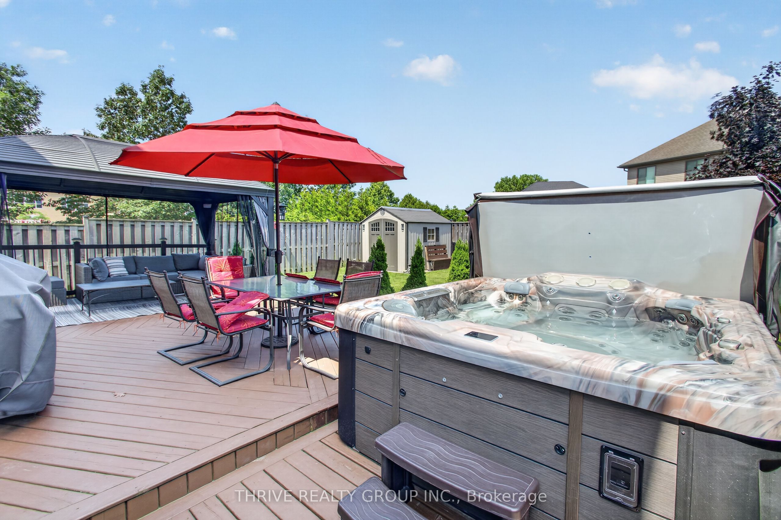 66 Peach Tree Boulevard Property Photo 7