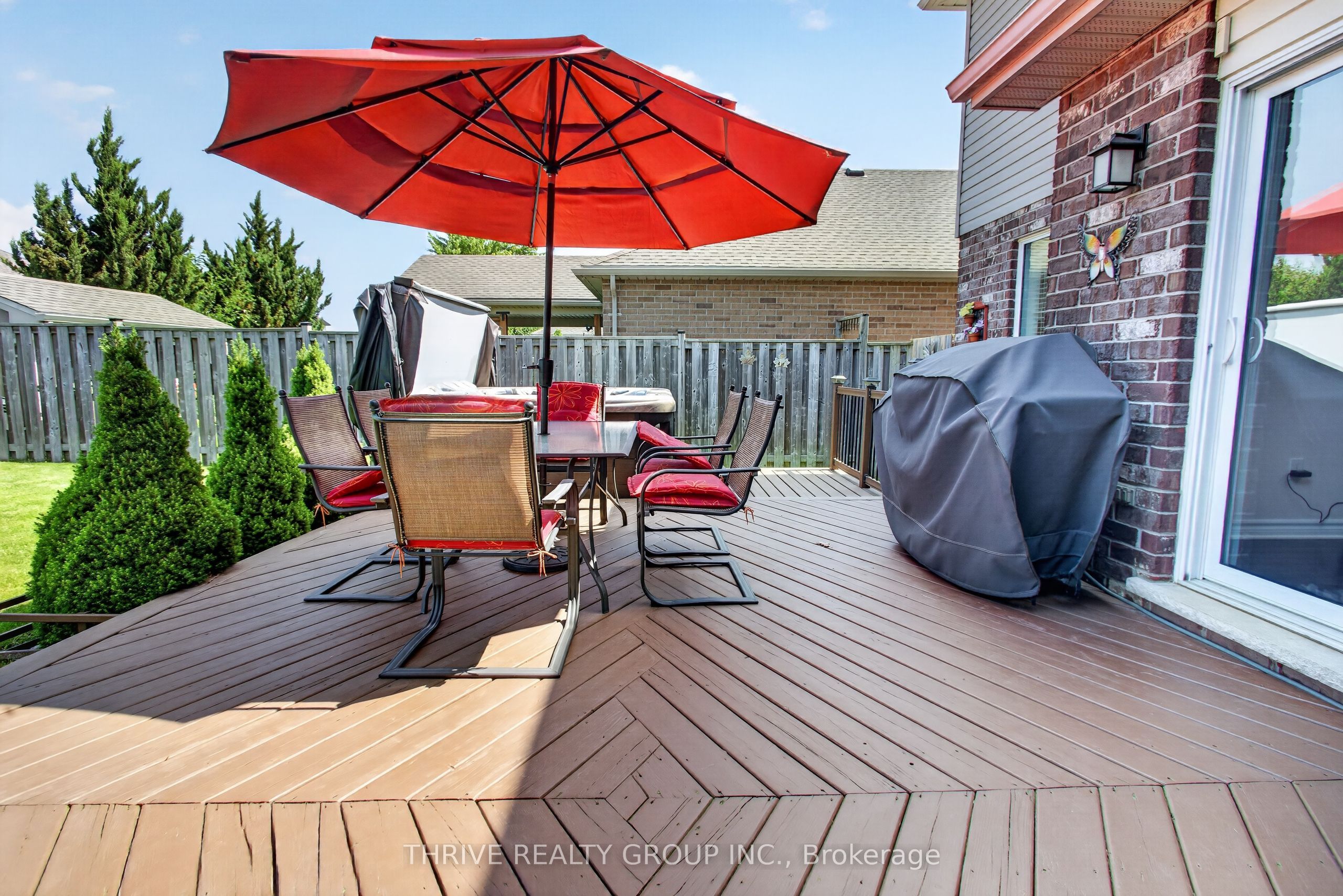 66 Peach Tree Boulevard Property Photo 9