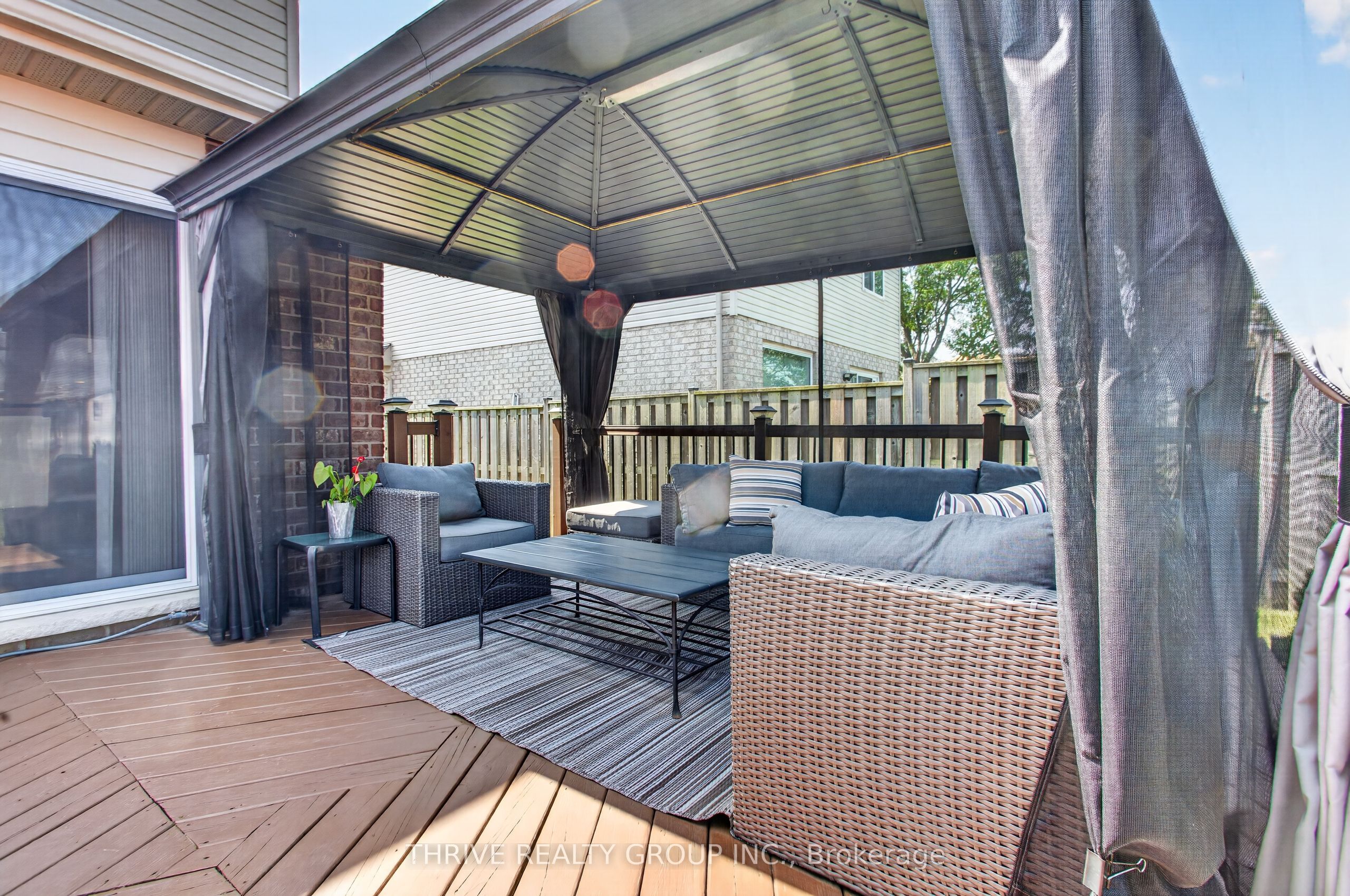 66 Peach Tree Boulevard Property Photo 10
