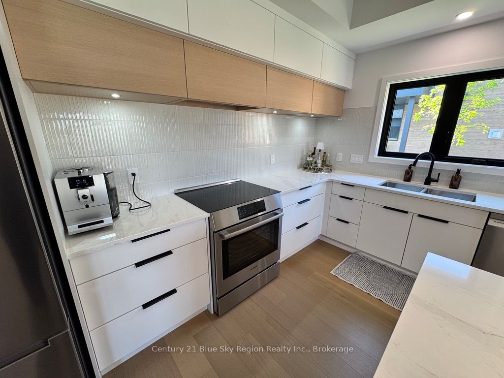 19 Katie Ann Crescent Property Photo 6