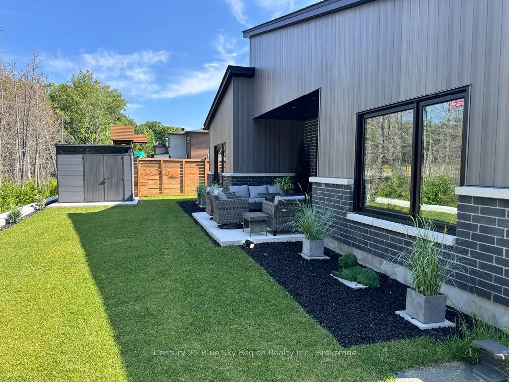 19 Katie Ann Crescent Property Photo 24