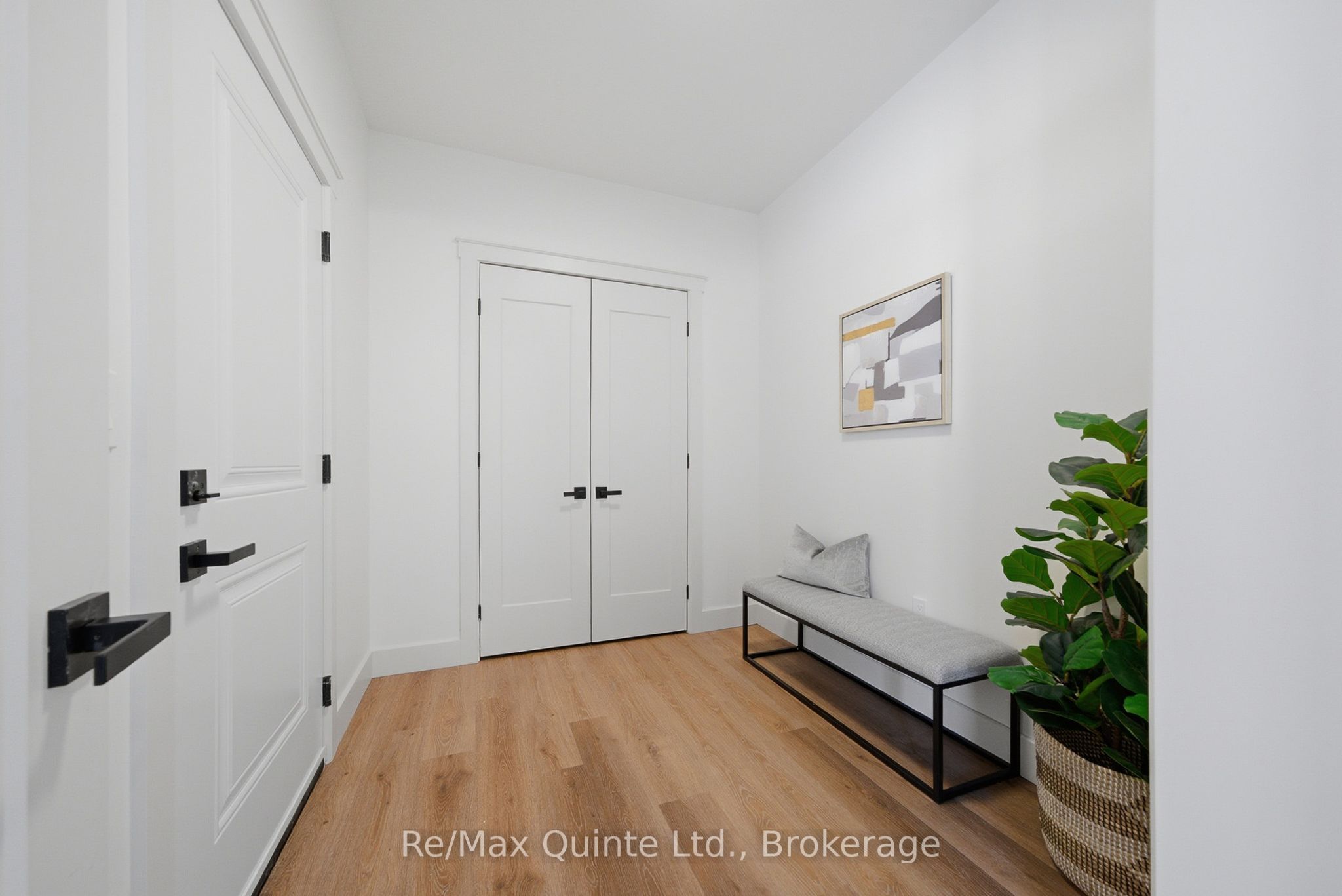 2501 Harmony Road Property Photo 7