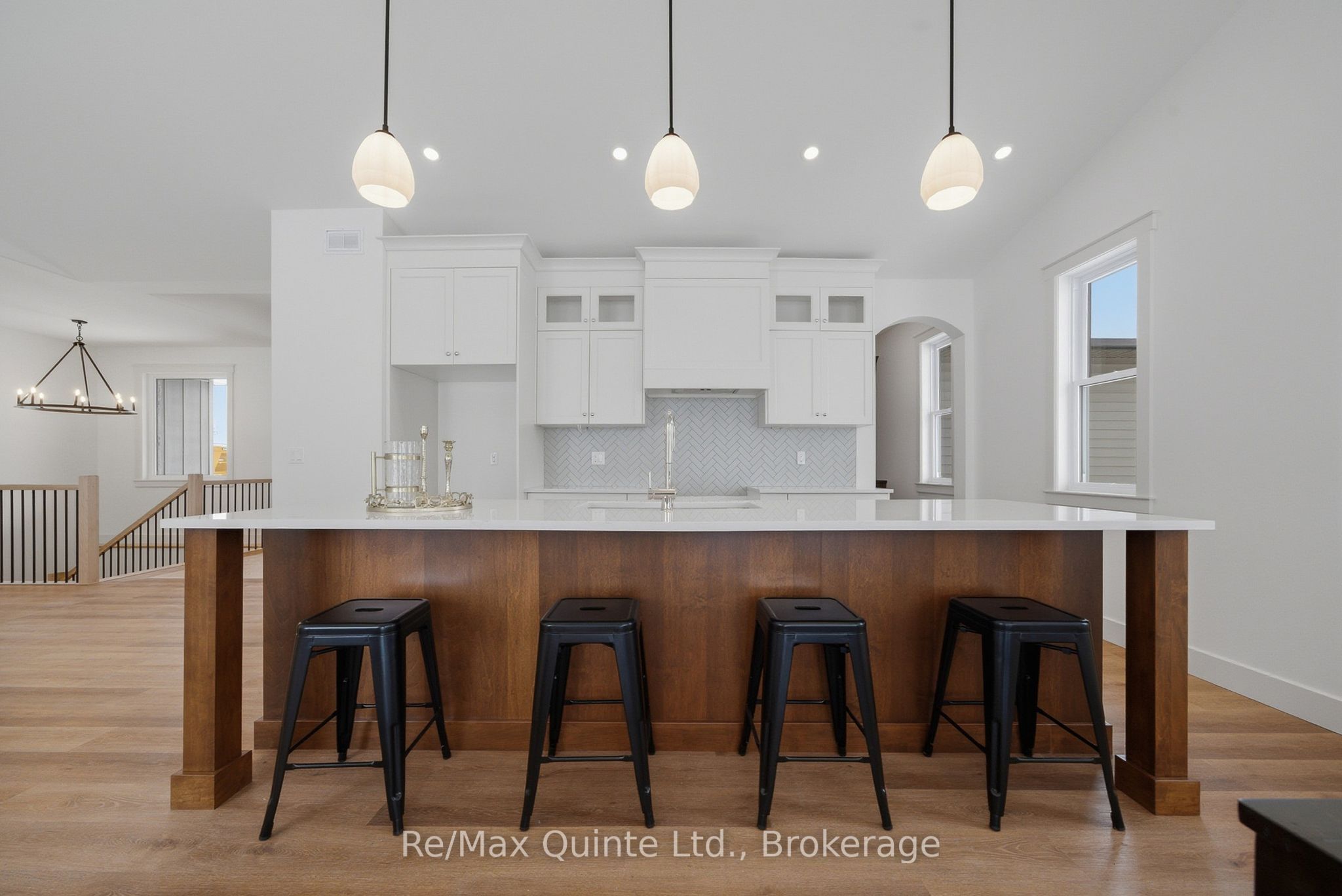 2501 Harmony Road Property Photo 11