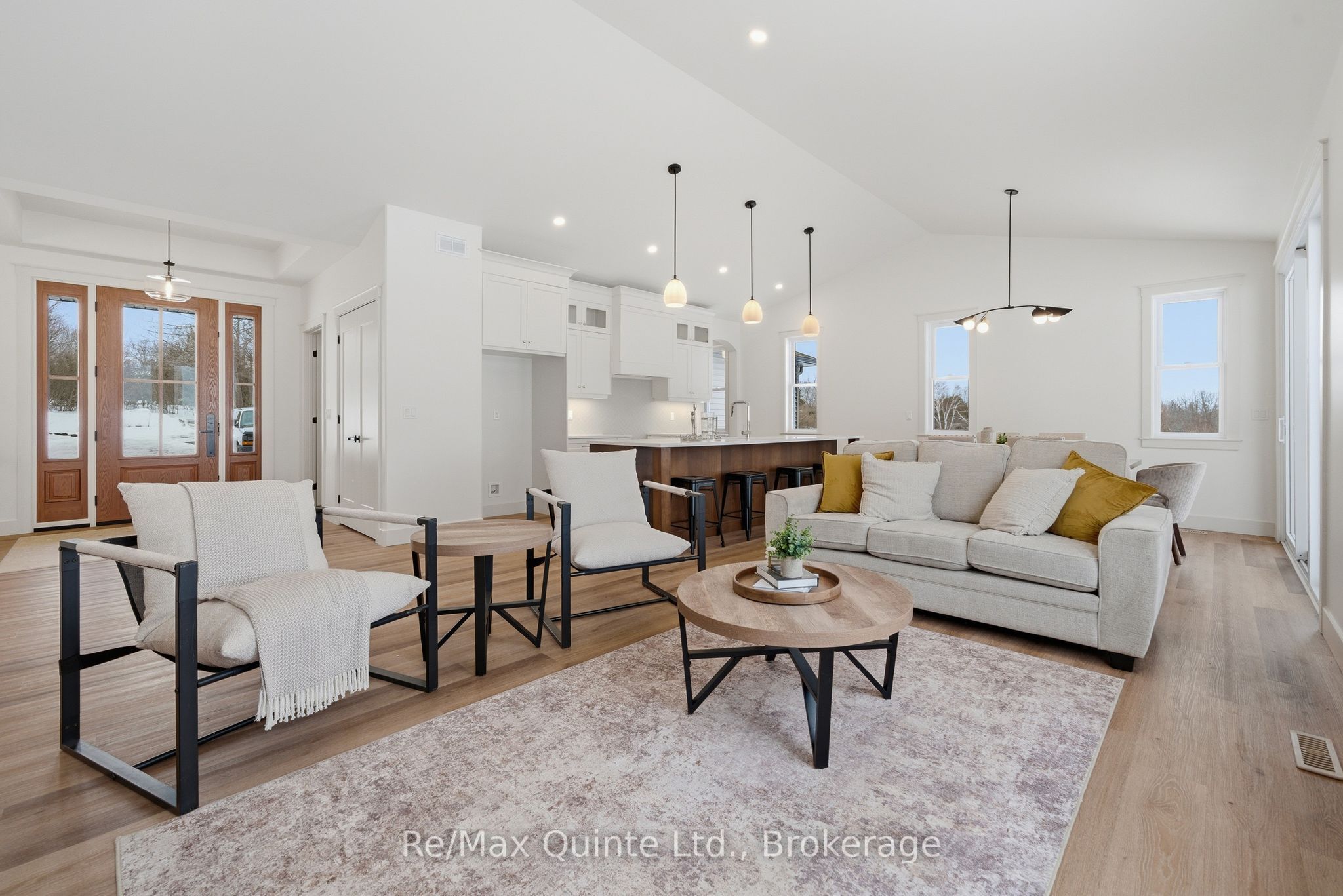 2501 Harmony Road Property Photo 18