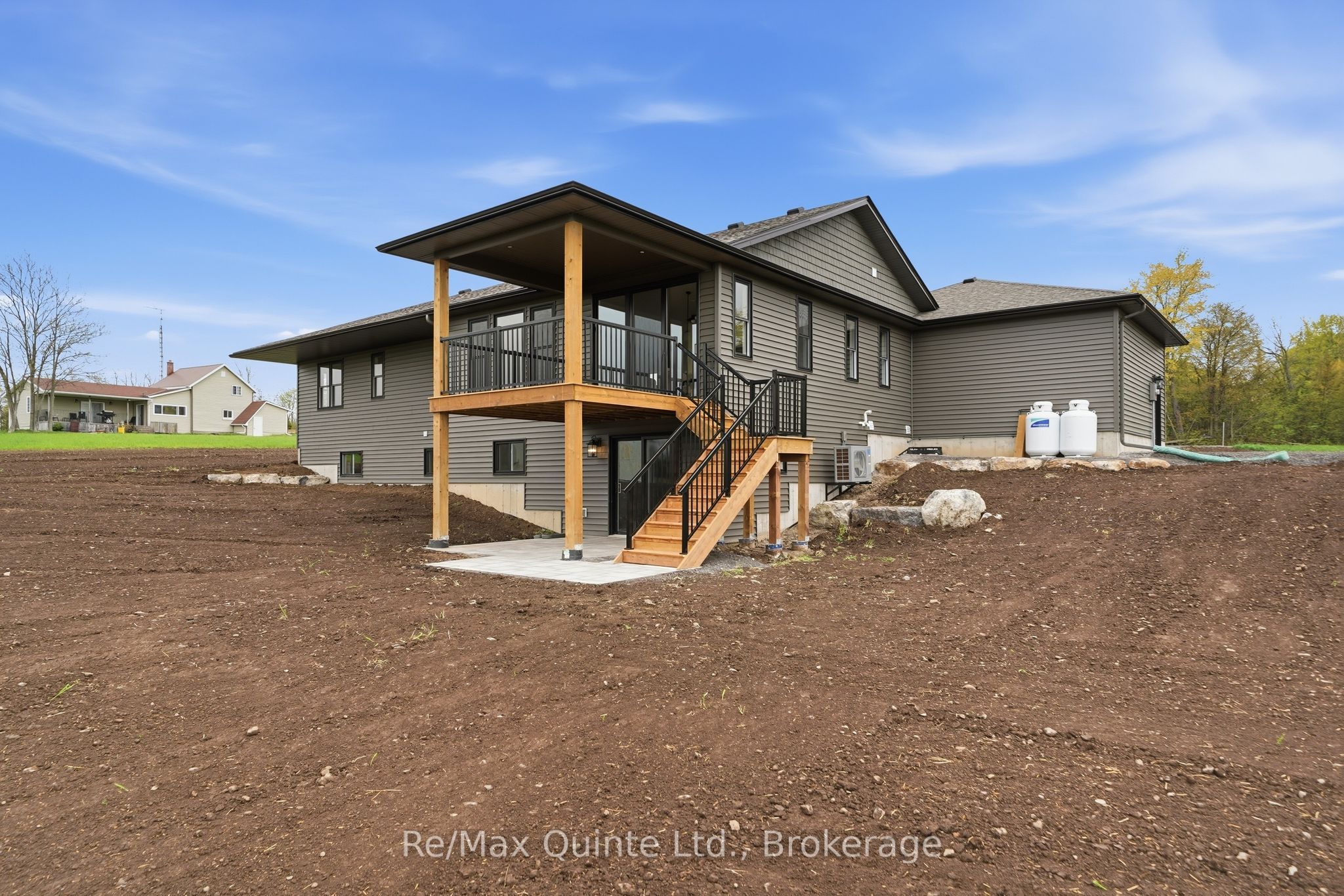 2501 Harmony Road Property Photo 41