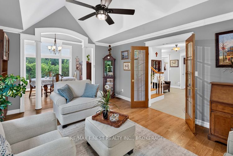2038 Valleyview Drive Property Photo 10