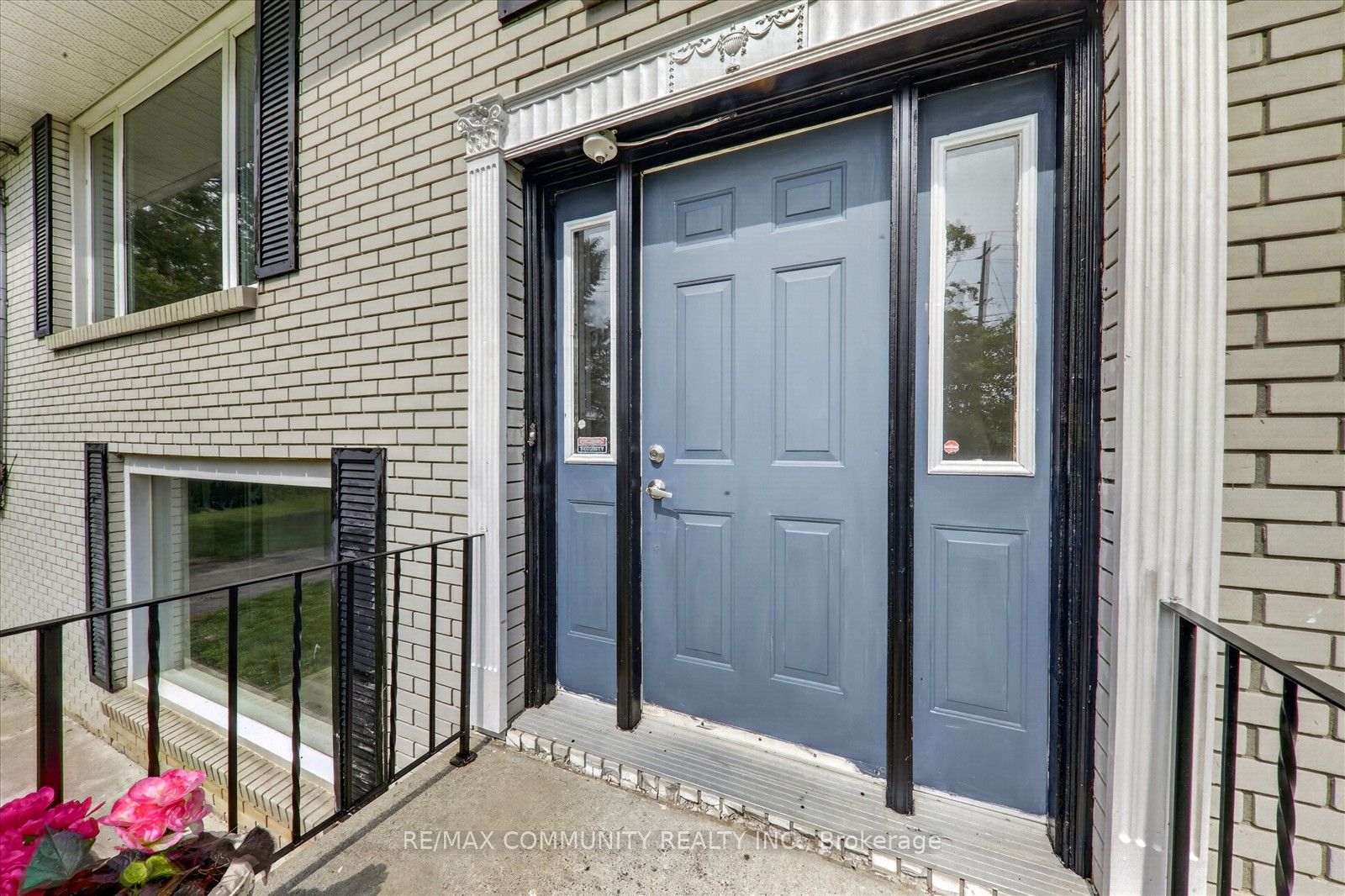 719 Old Highway 2 Property Photo 11