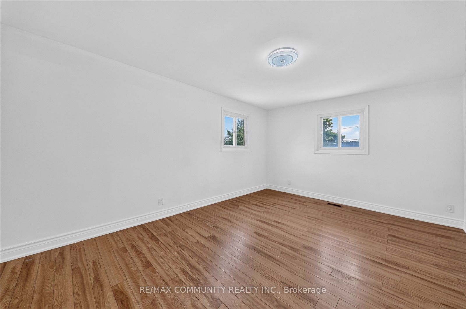 719 Old Highway 2 Property Photo 27