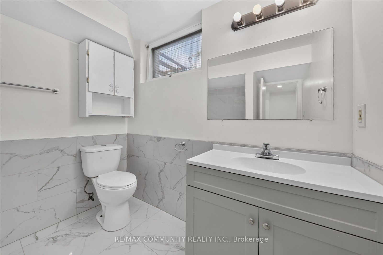 719 Old Highway 2 Property Photo 42