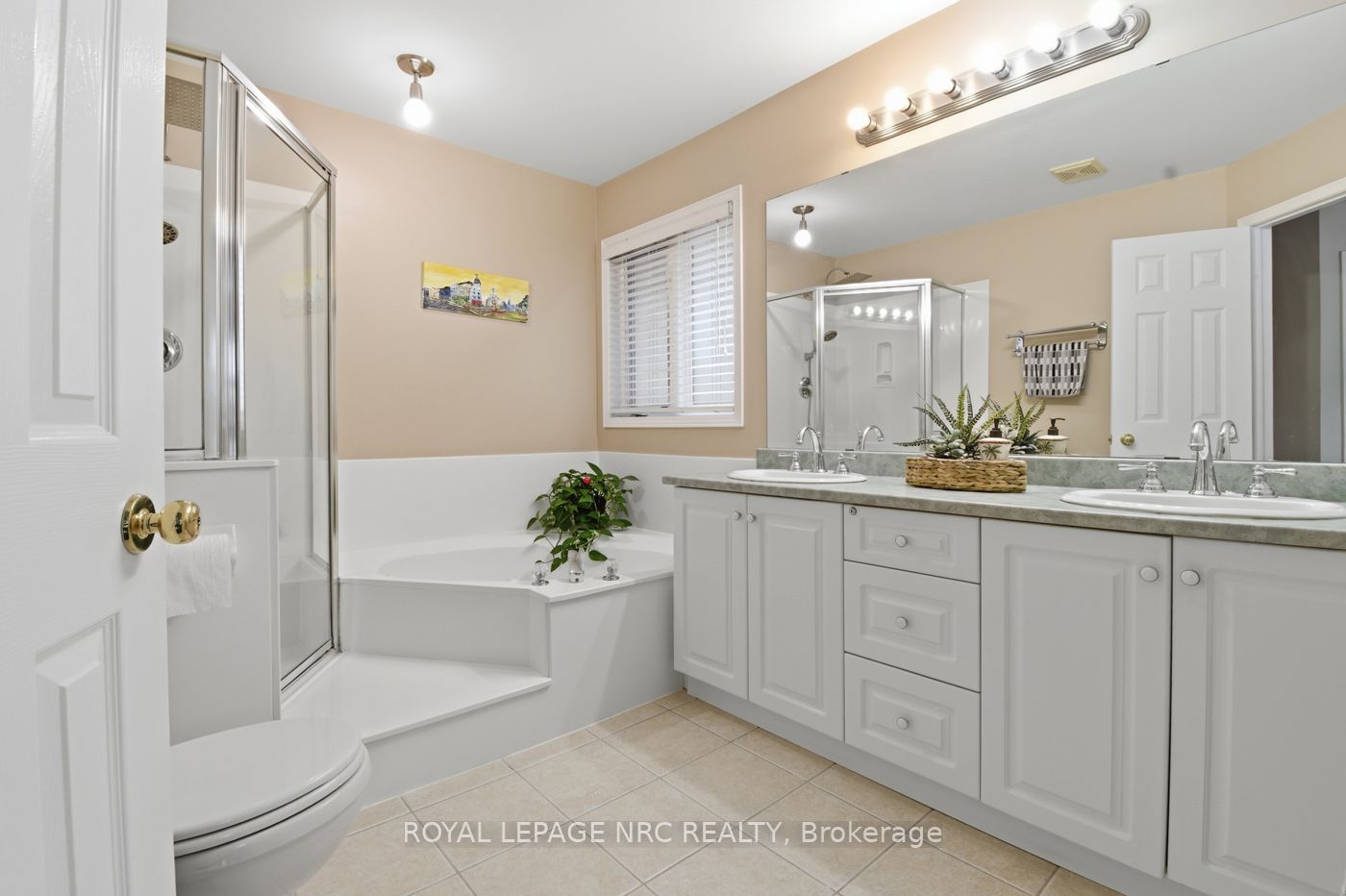 65 Mccaffery Crescent Property Photo 29