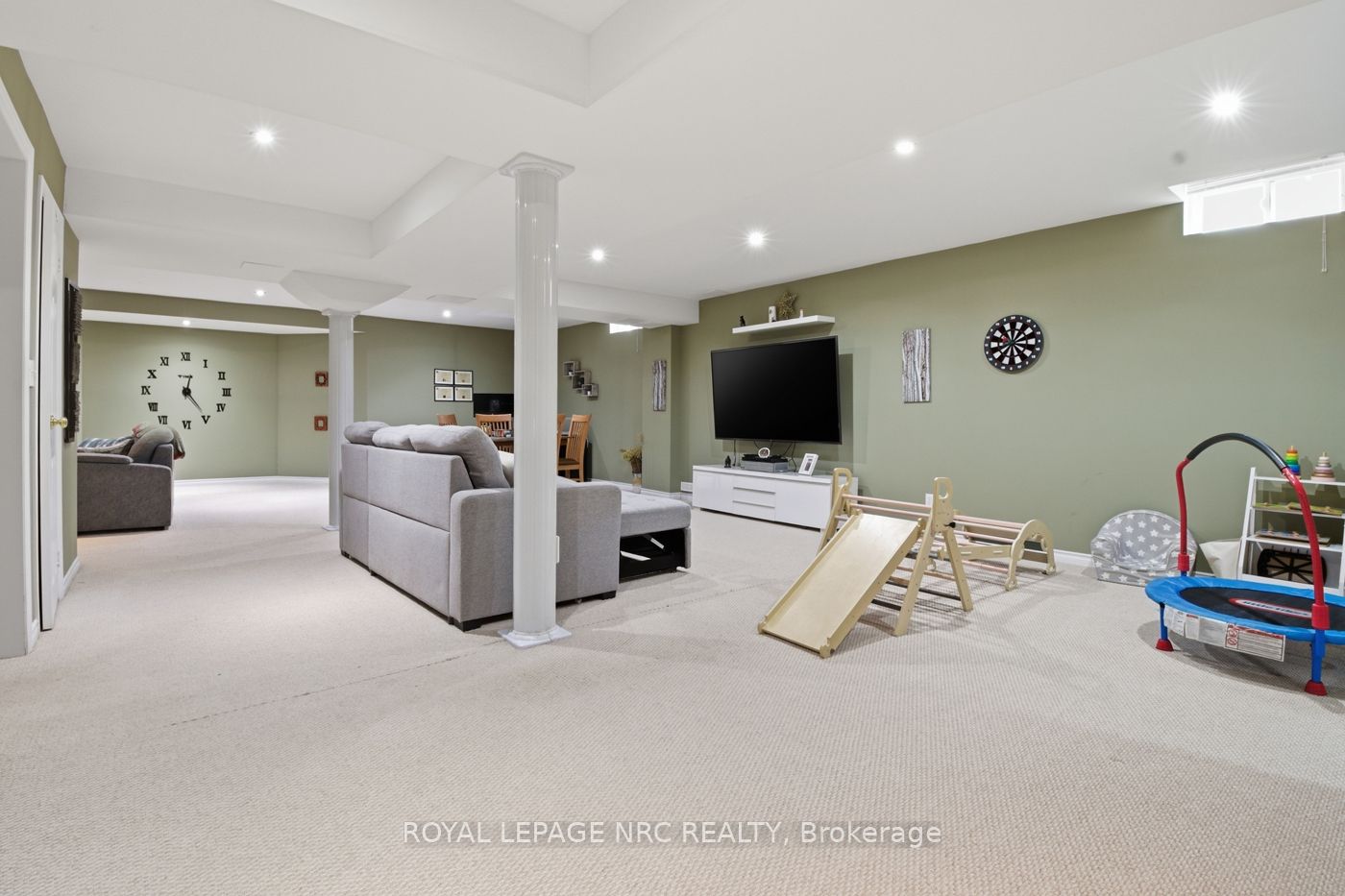 65 Mccaffery Crescent Property Photo 33