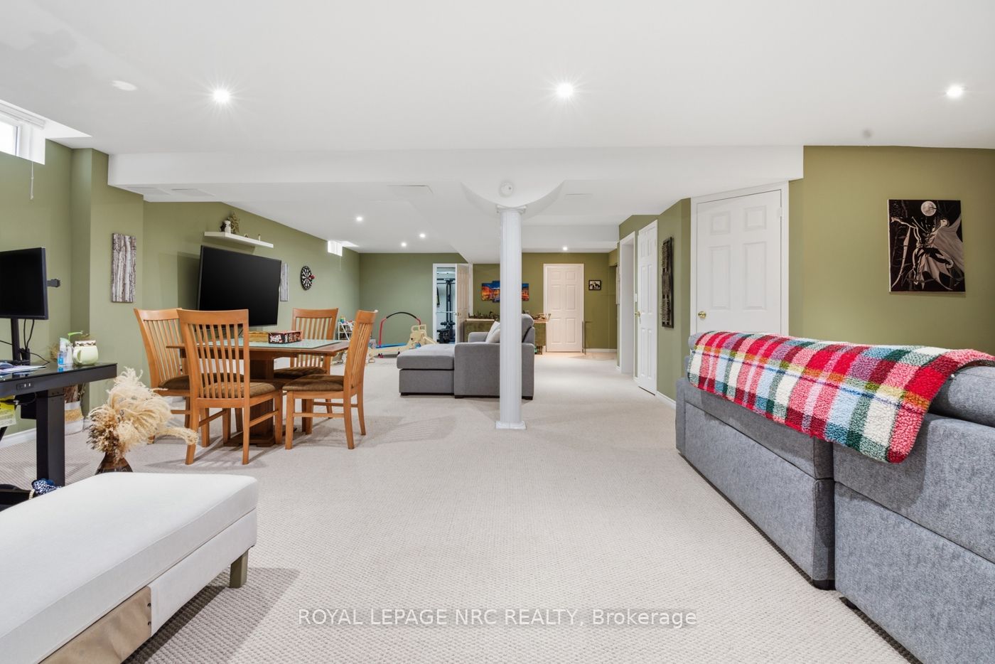 65 Mccaffery Crescent Property Photo 35