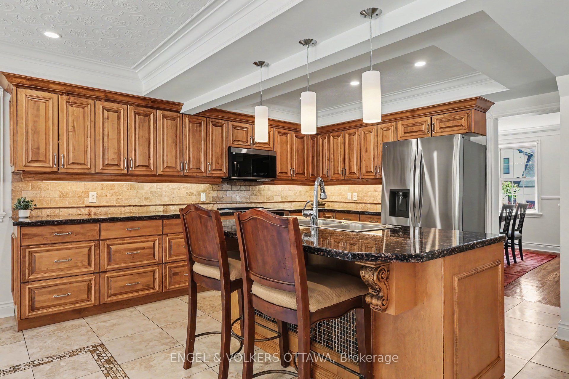 101 Ivy Crescent Property Photo 10