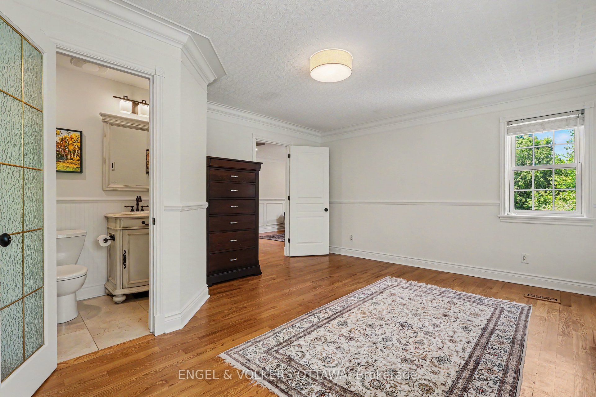 101 Ivy Crescent Property Photo 18