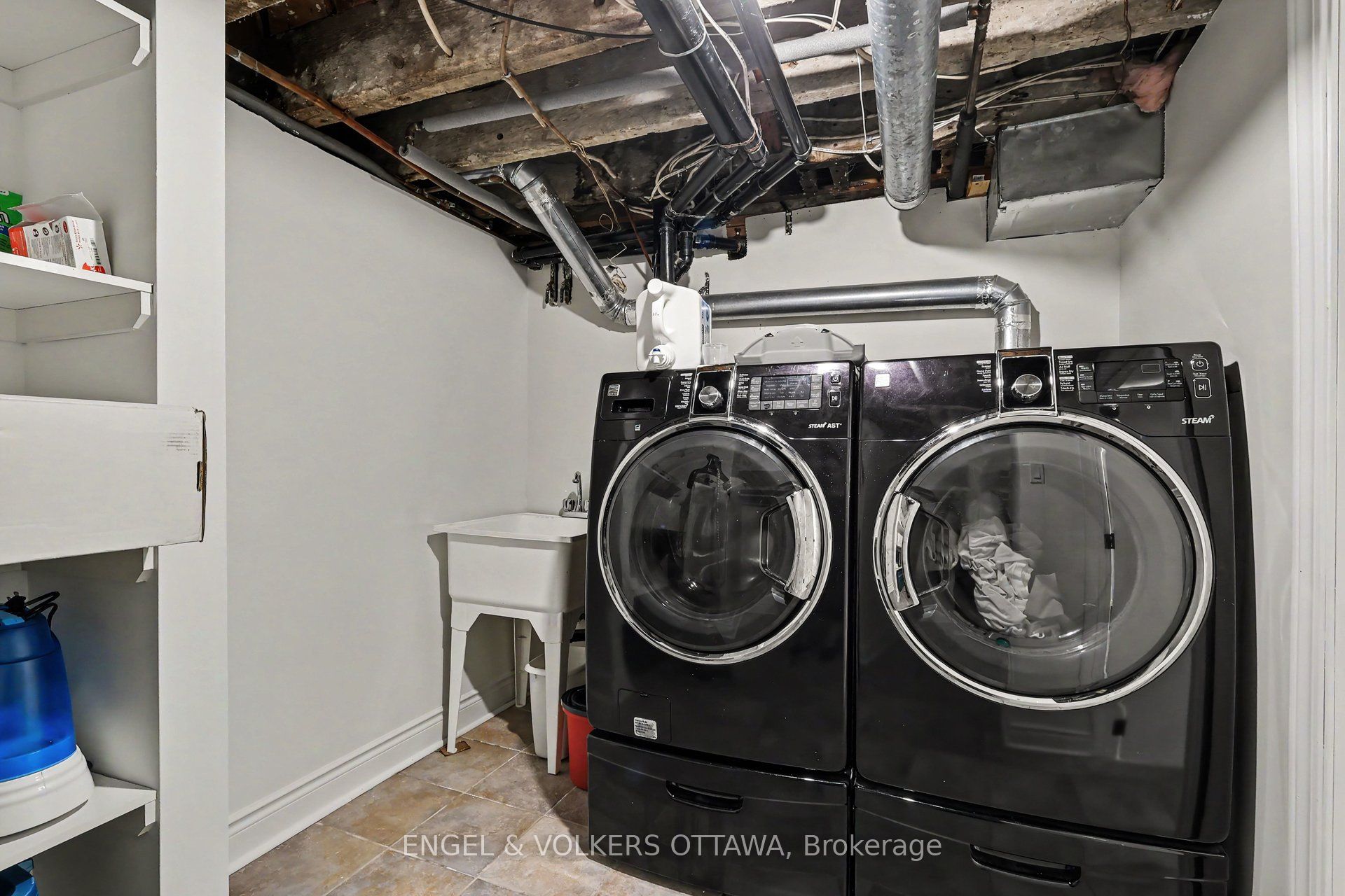 101 Ivy Crescent Property Photo 28