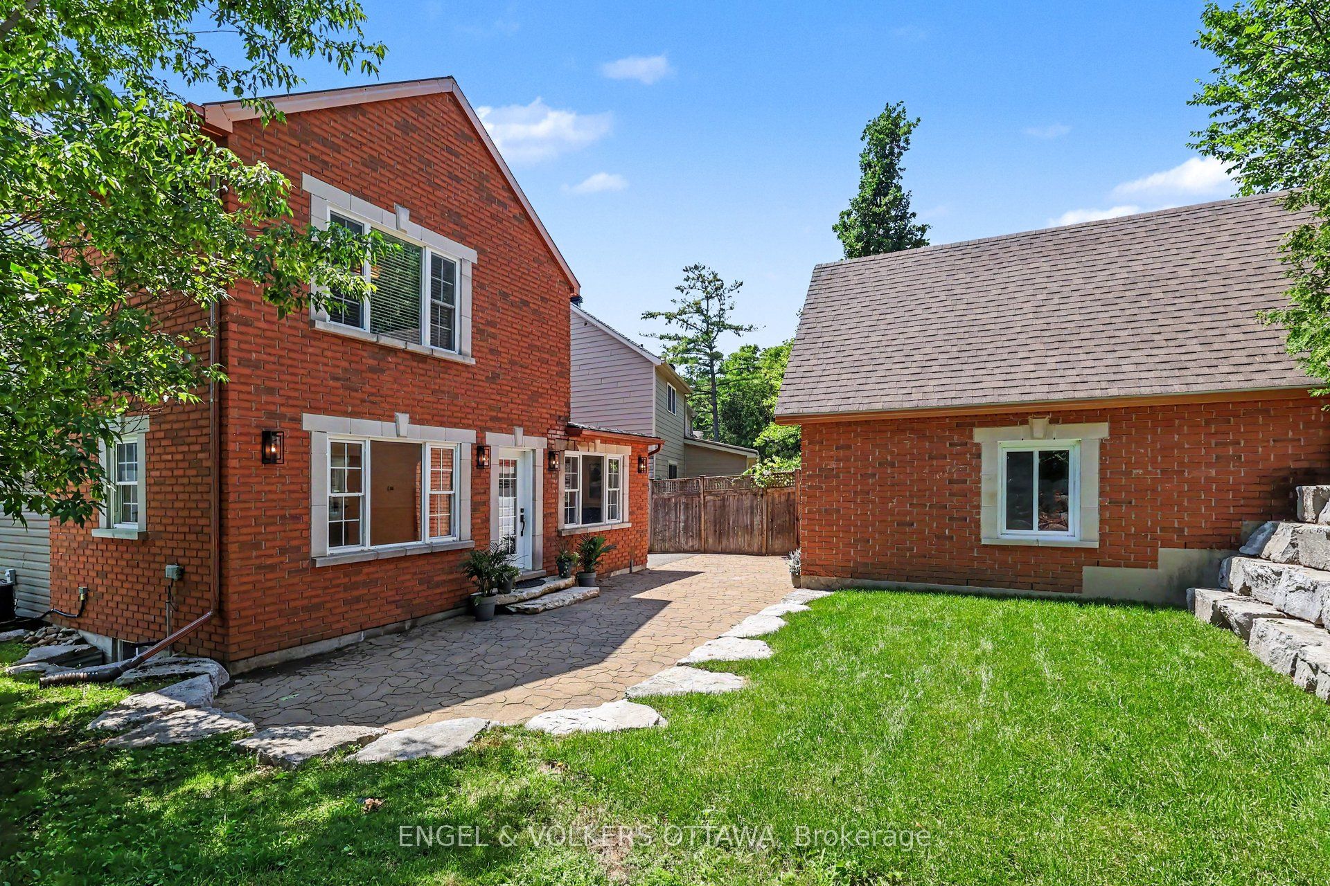 101 Ivy Crescent Property Photo 30