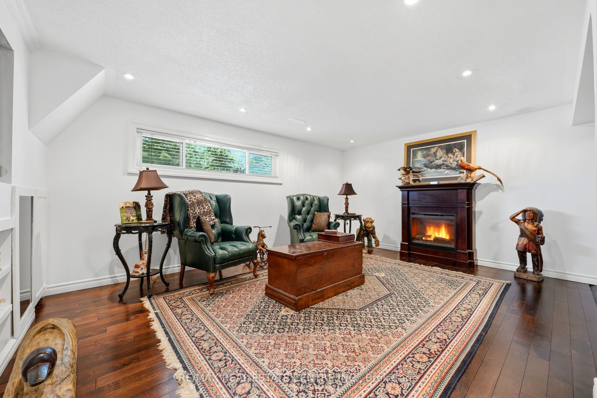 13 Douglas Crescent Property Photo 27