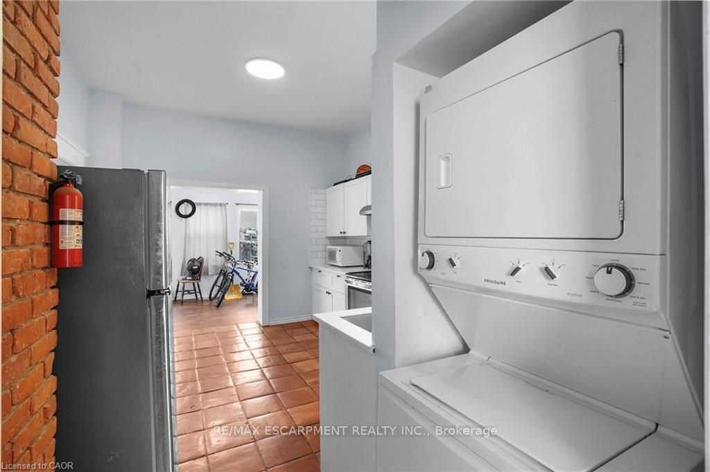 11 Wright Avenue Property Photo 9