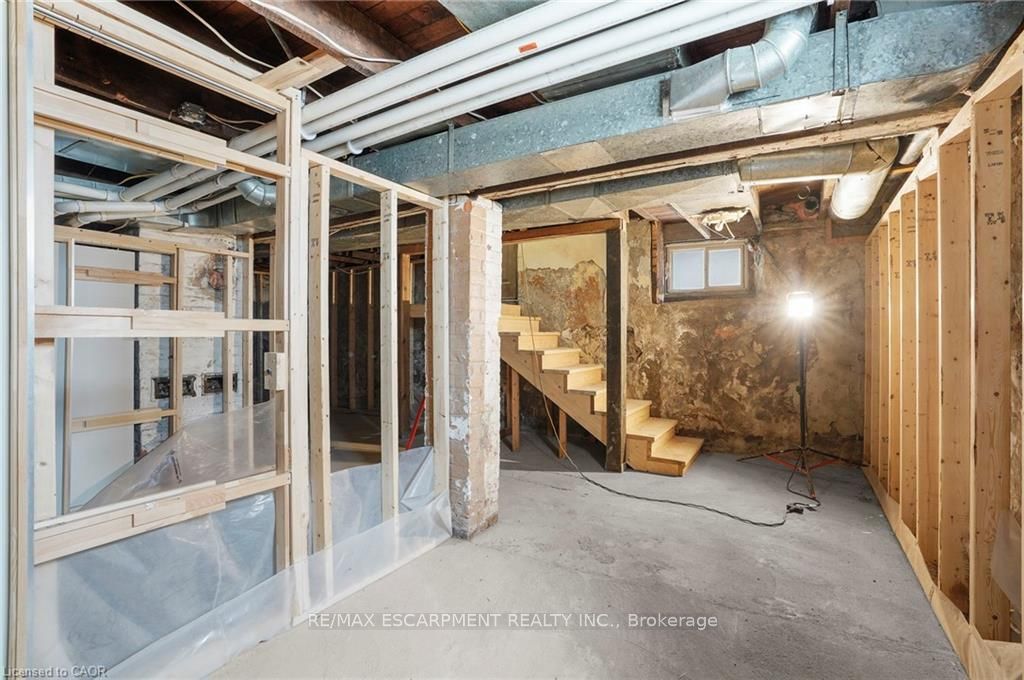 11 Wright Avenue Property Photo 17