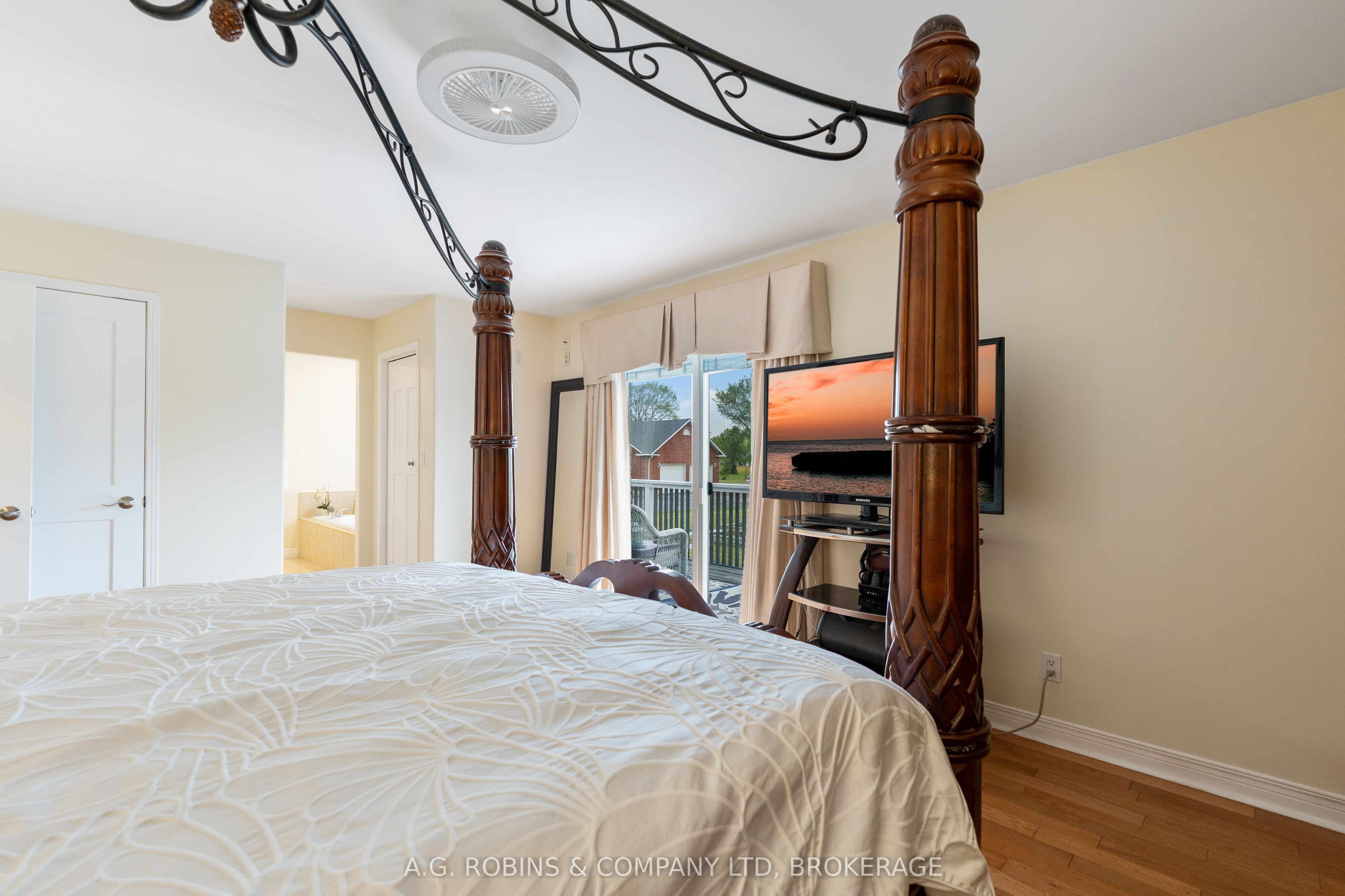 12312 Lakeshore Road Property Photo 25