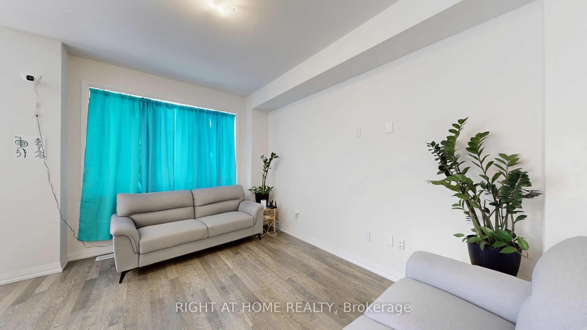 38 Lonsdale Road Property Photo 10