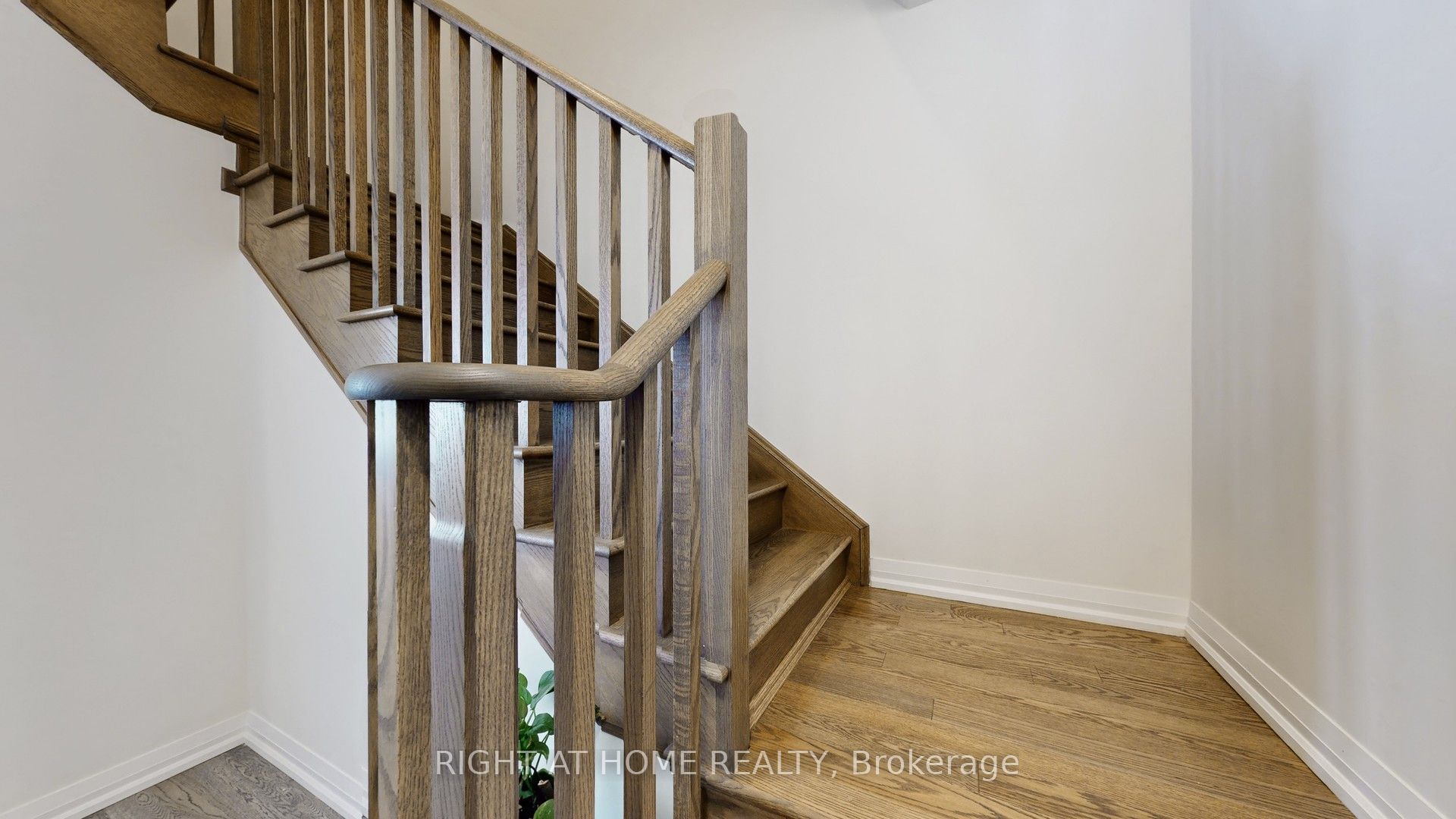 38 Lonsdale Road Property Photo 25