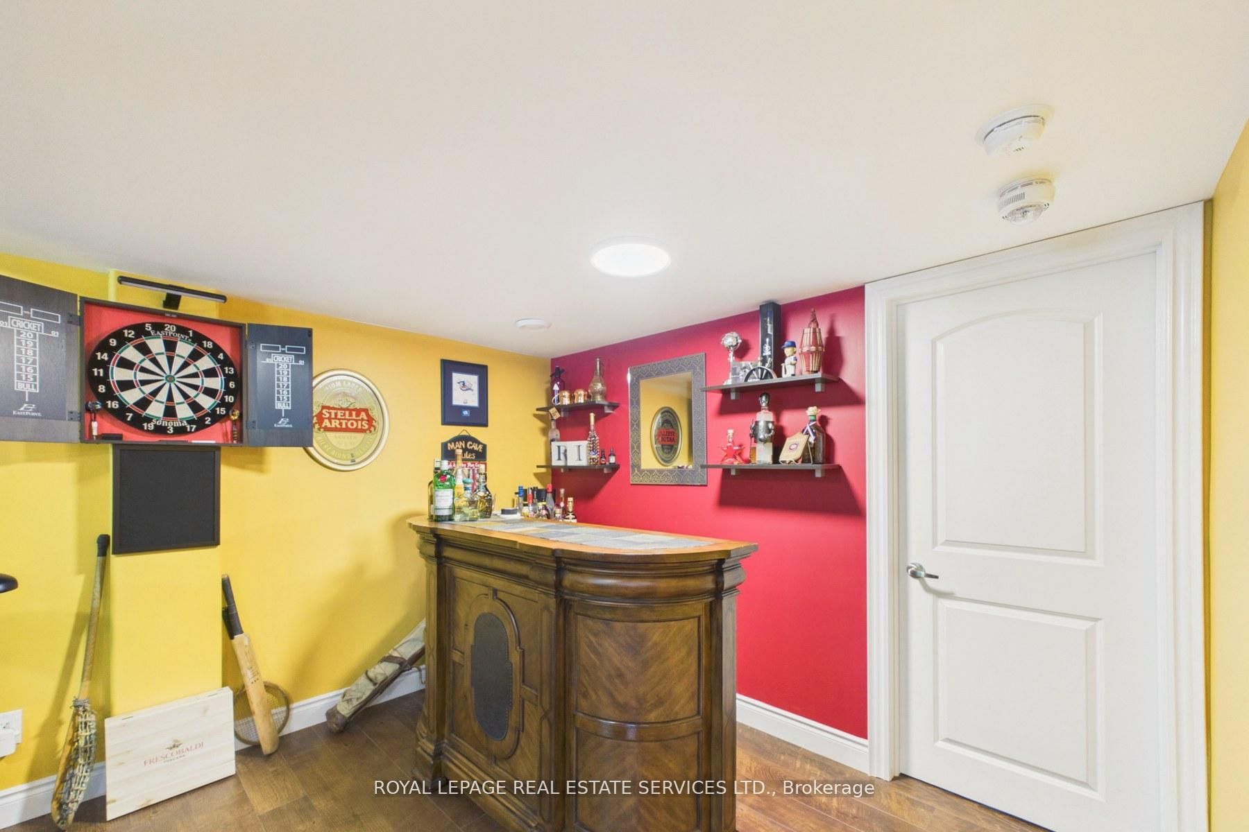 1045 Tower Crescent Property Photo 26