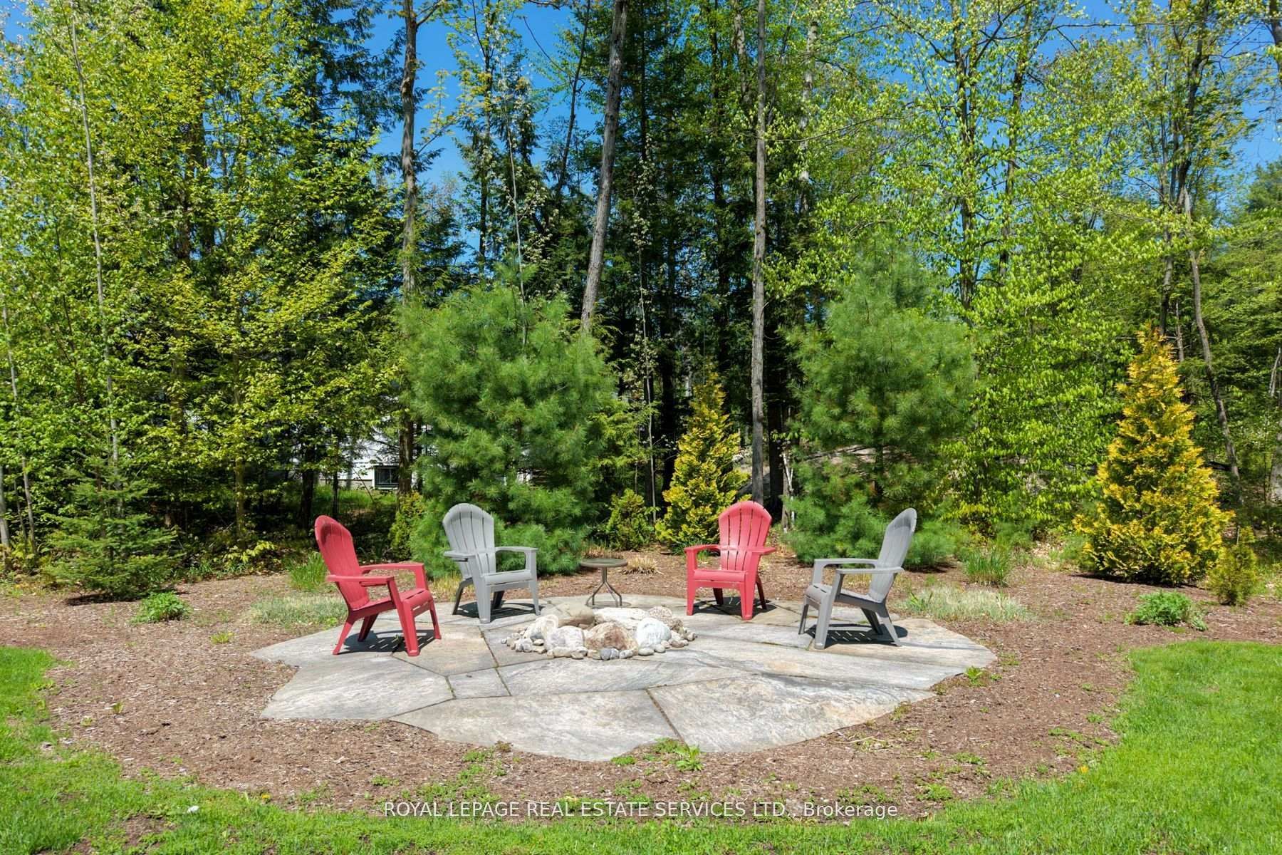 1045 Tower Crescent Property Photo 36