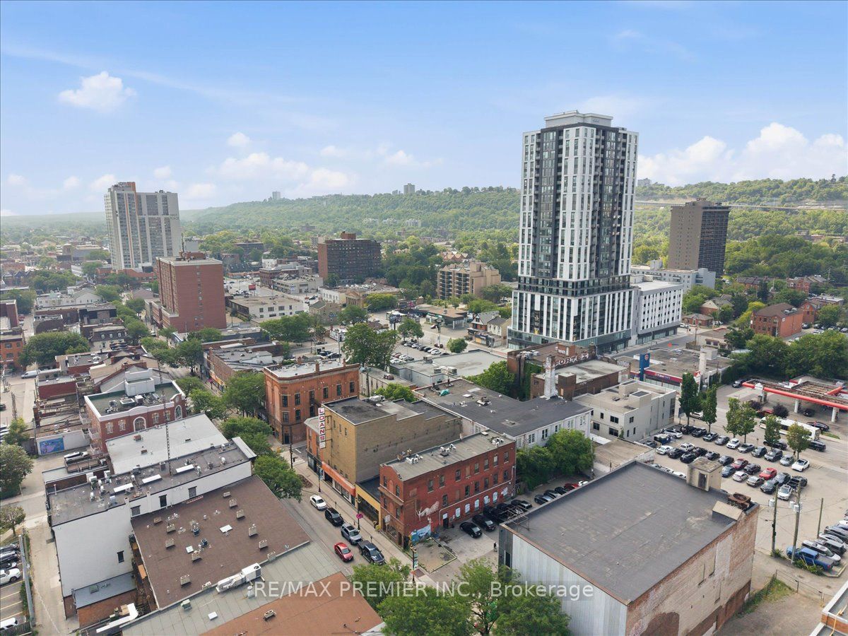 184 King Street E Property Photo 28