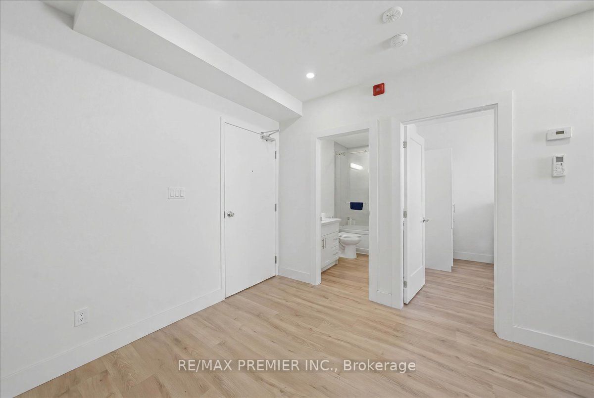 184 King Street E Property Photo 19