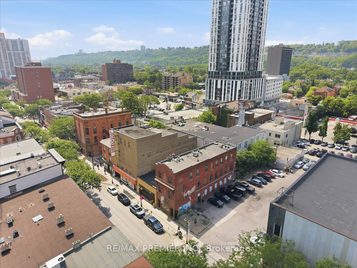 184 King Street E Property Photo 26