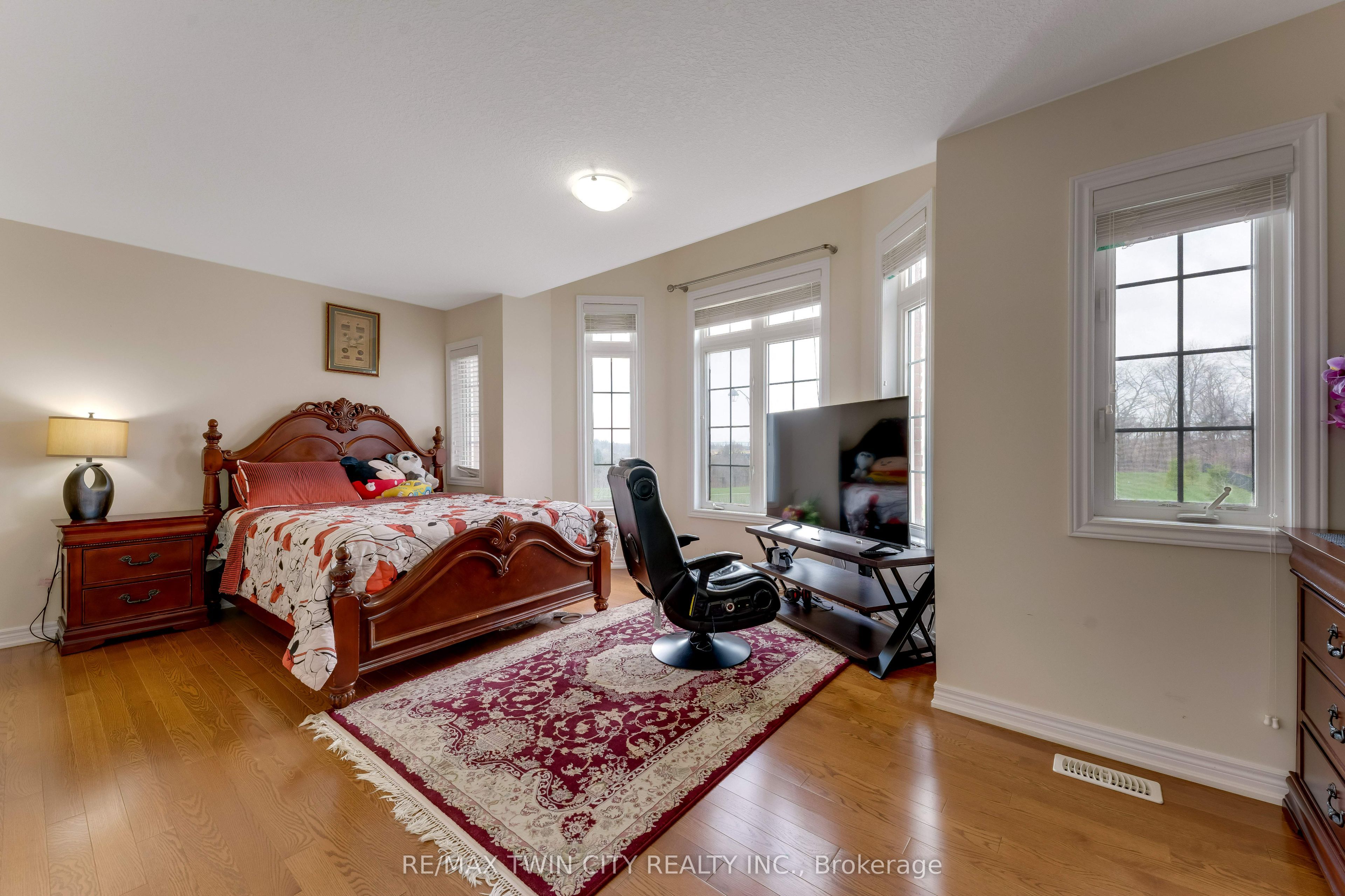 667 Linden Drive Property Photo 20