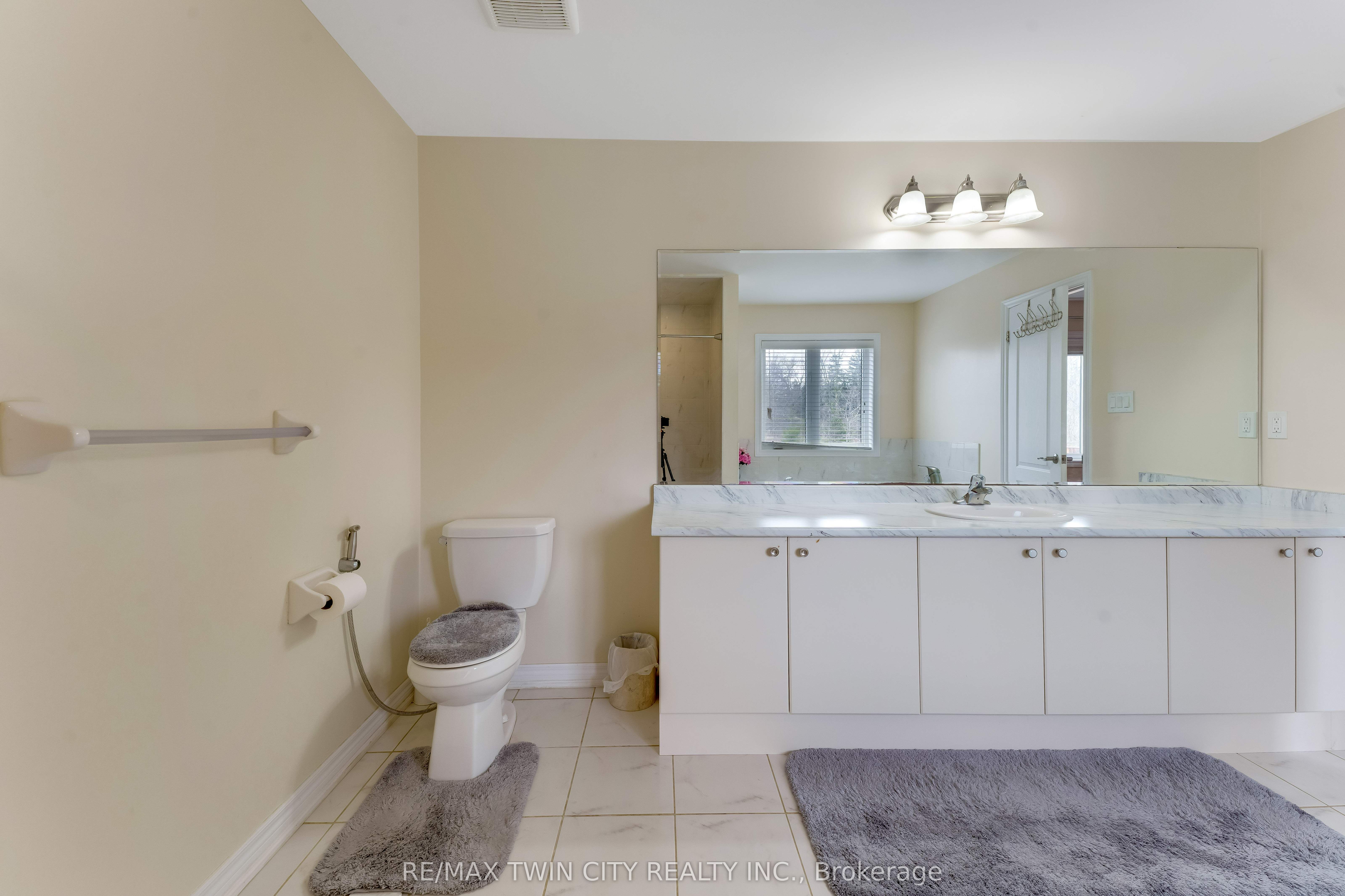 667 Linden Drive Property Photo 34