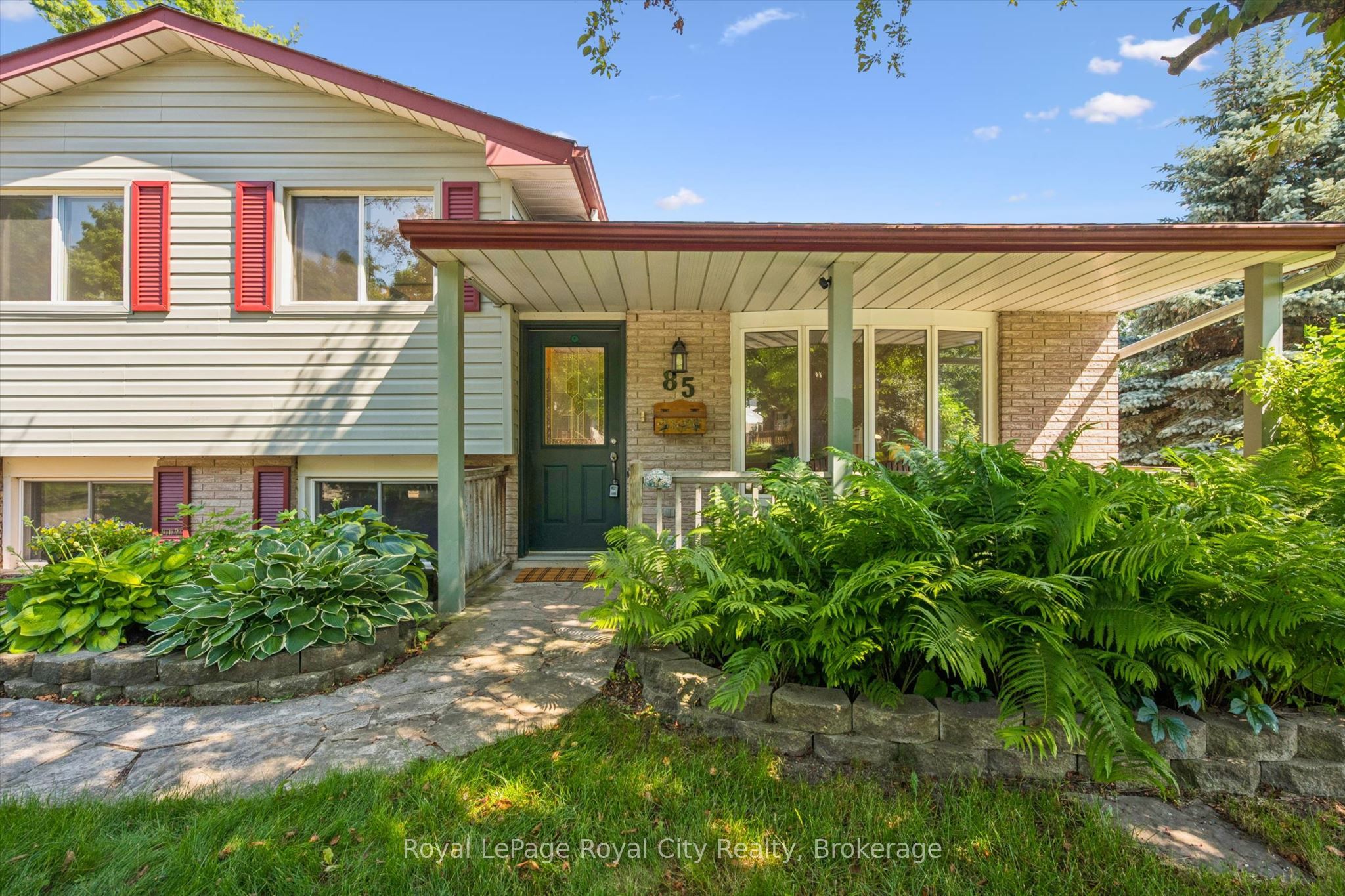 85 Sleeman Avenue Property Photo 2