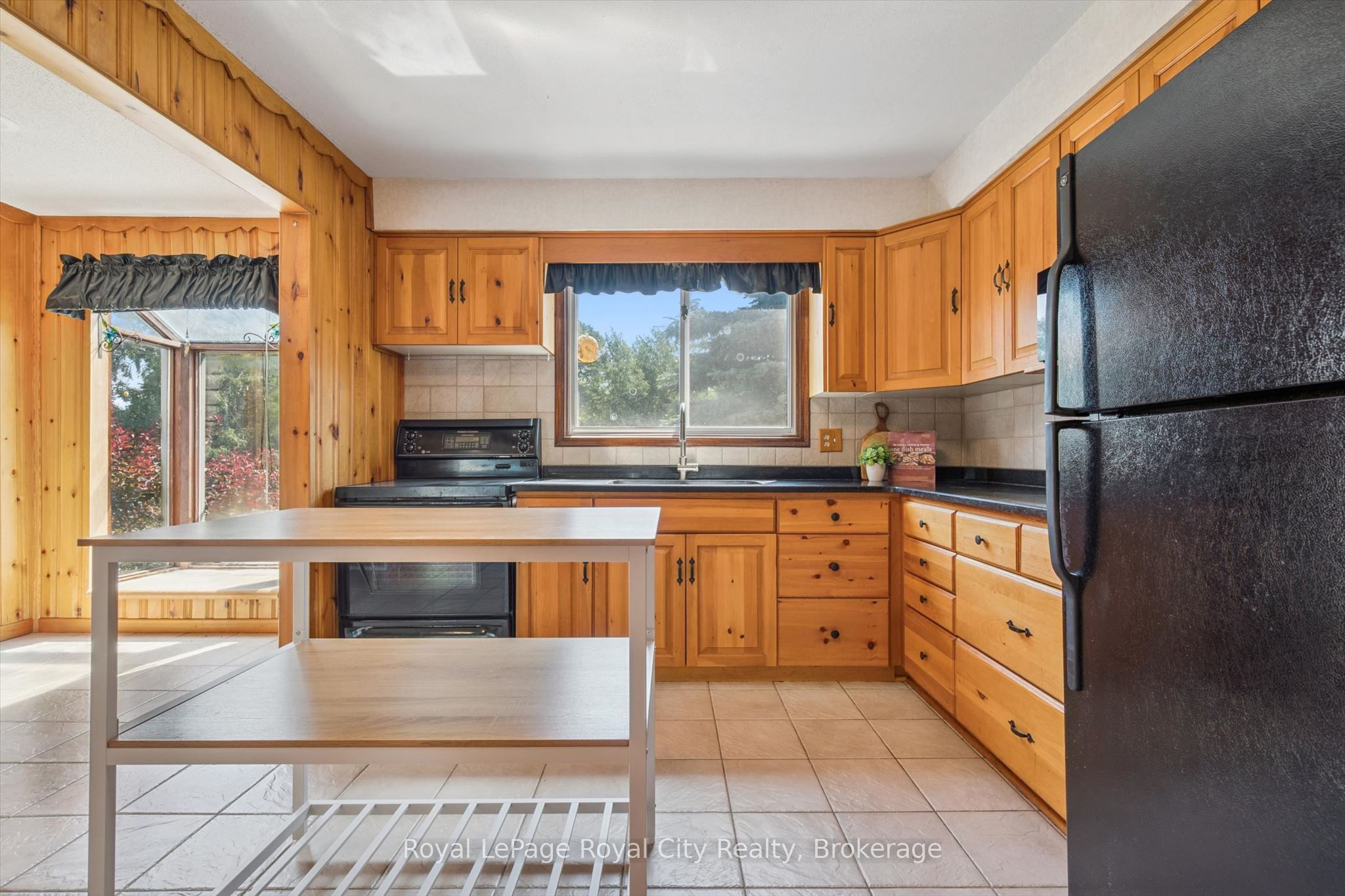 85 Sleeman Avenue Property Photo 12