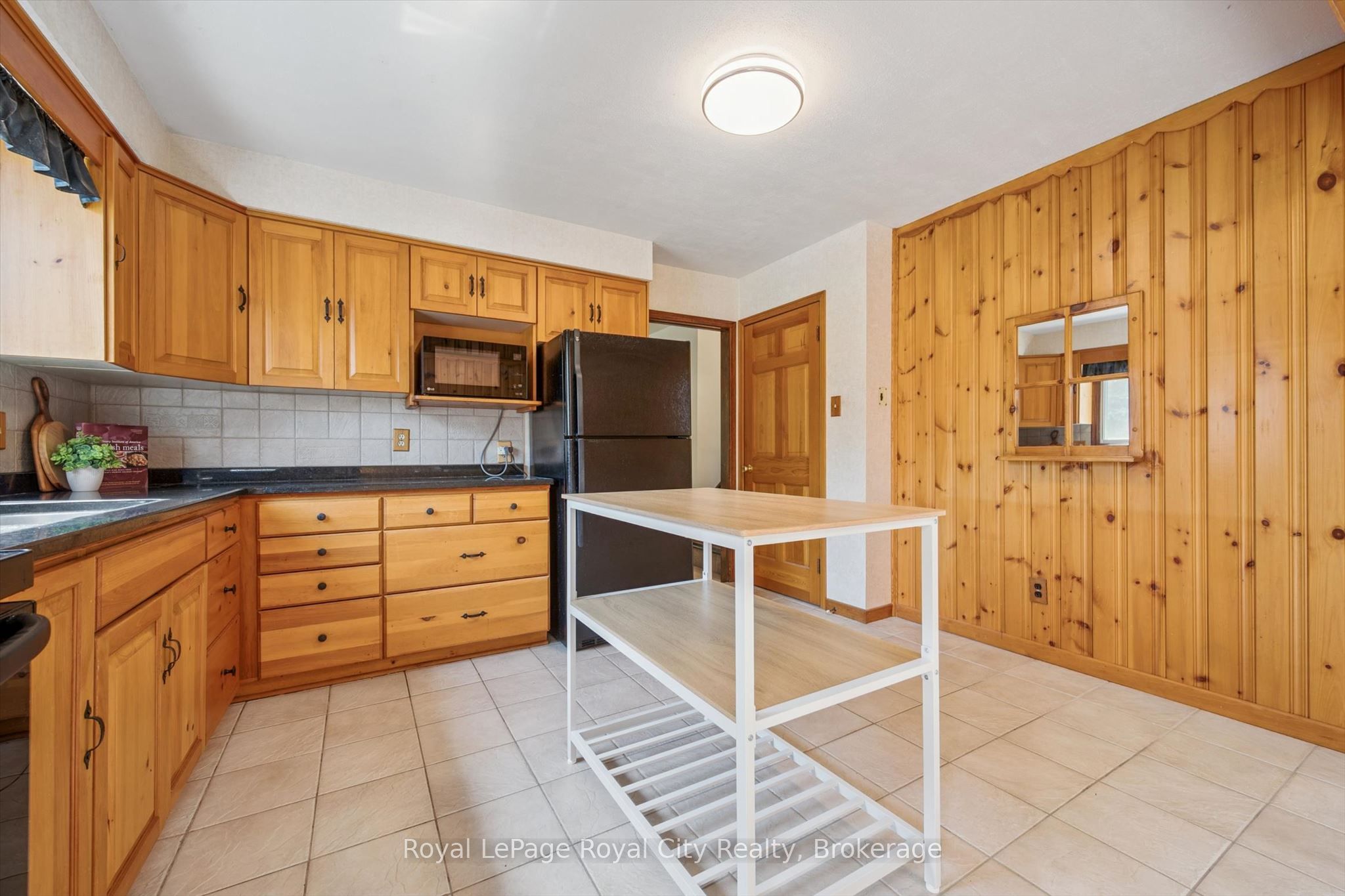 85 Sleeman Avenue Property Photo 13