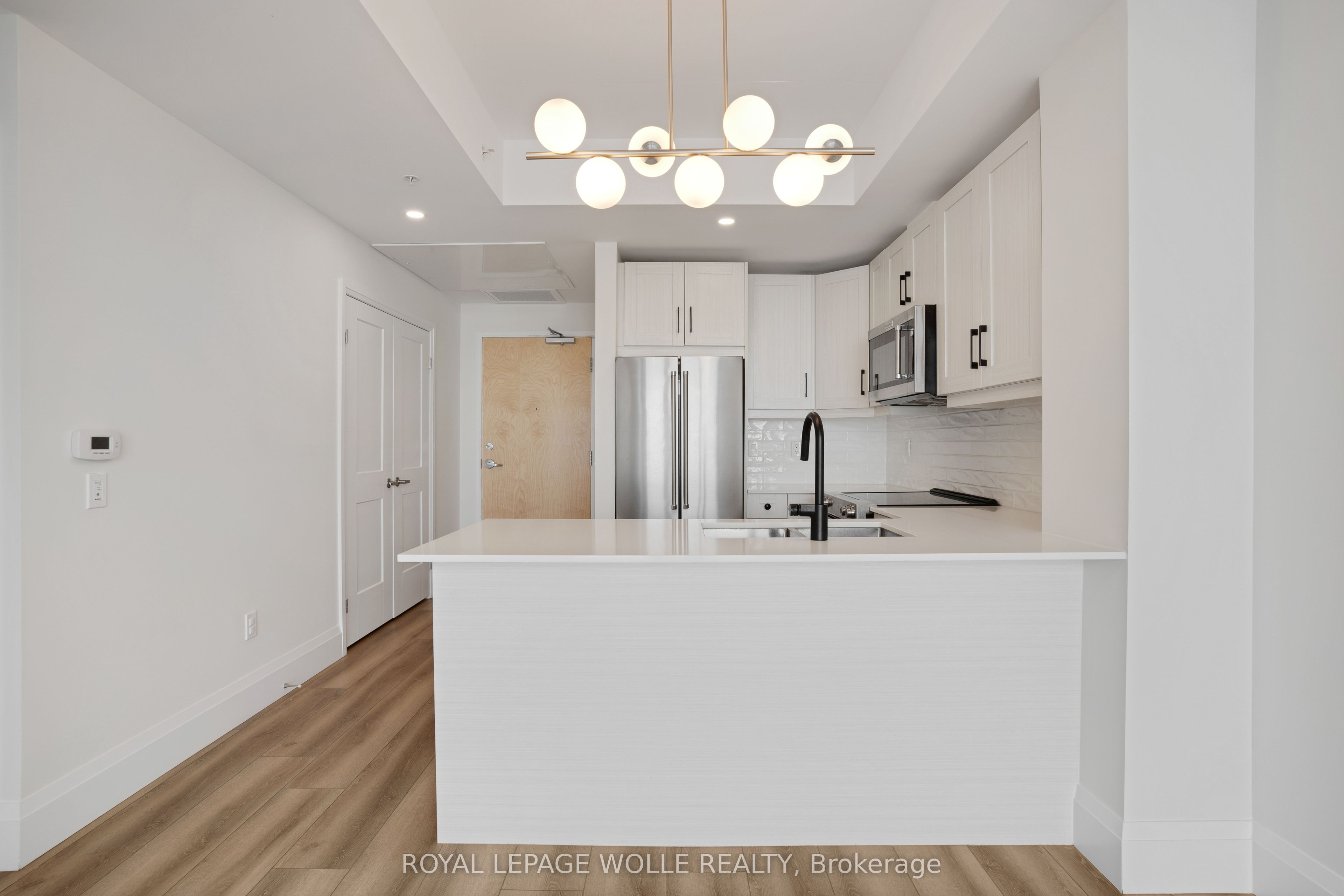 60 Charles Street W 1904 Property Photo 12